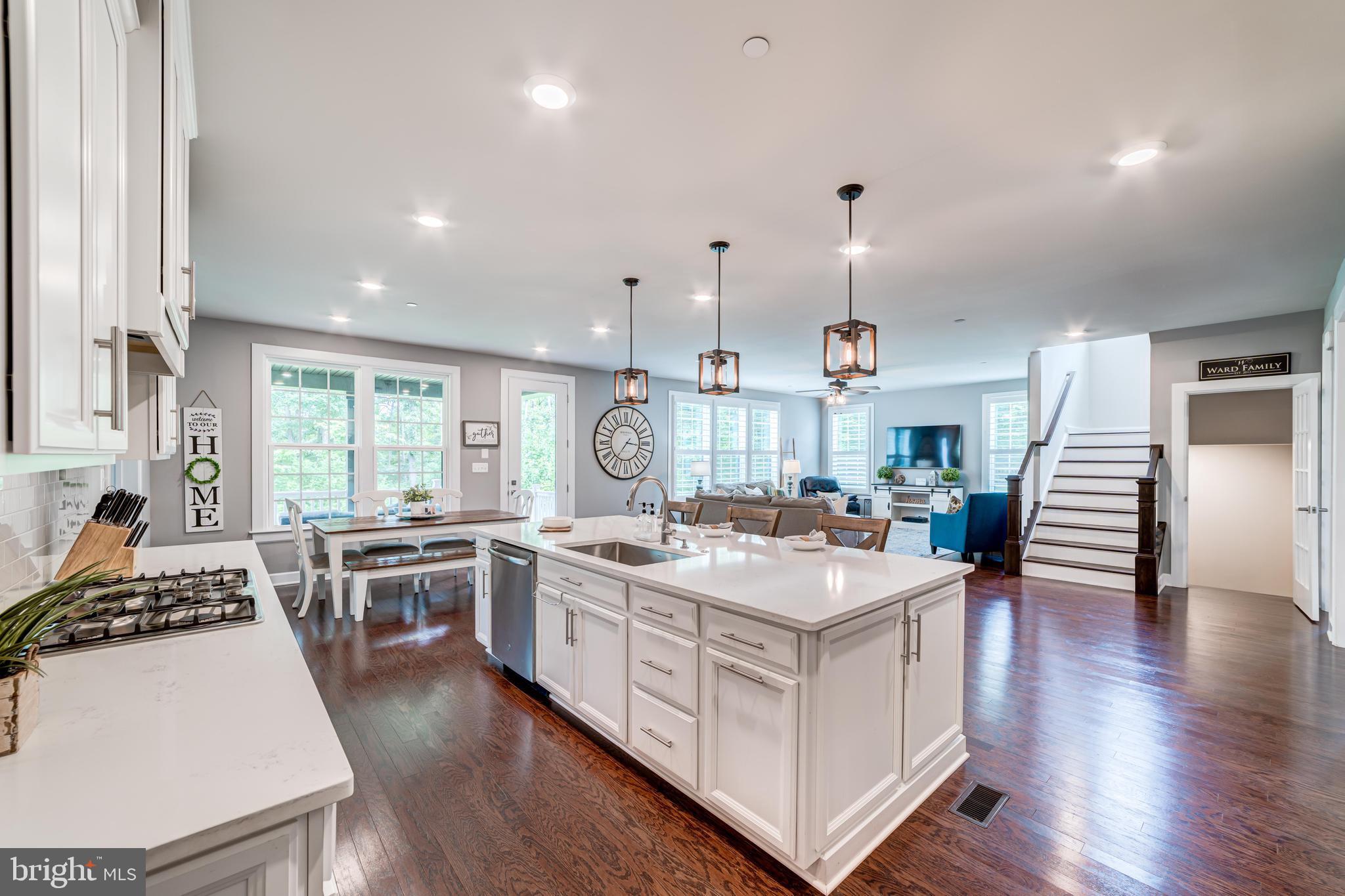 ESTATES AT GREENTREE FARM - Residential