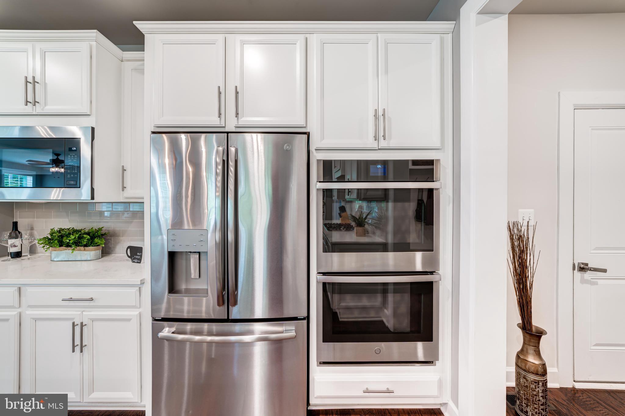 ESTATES AT GREENTREE FARM - Residential