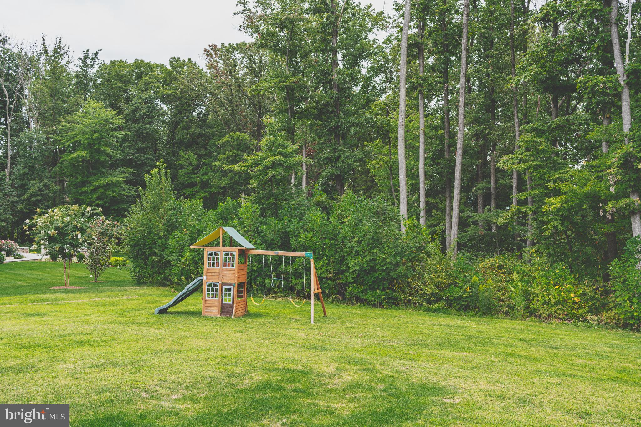 ESTATES AT GREENTREE FARM - Residential