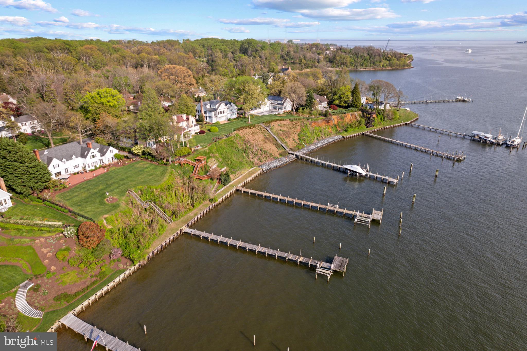 FERRY FARMS - Residential