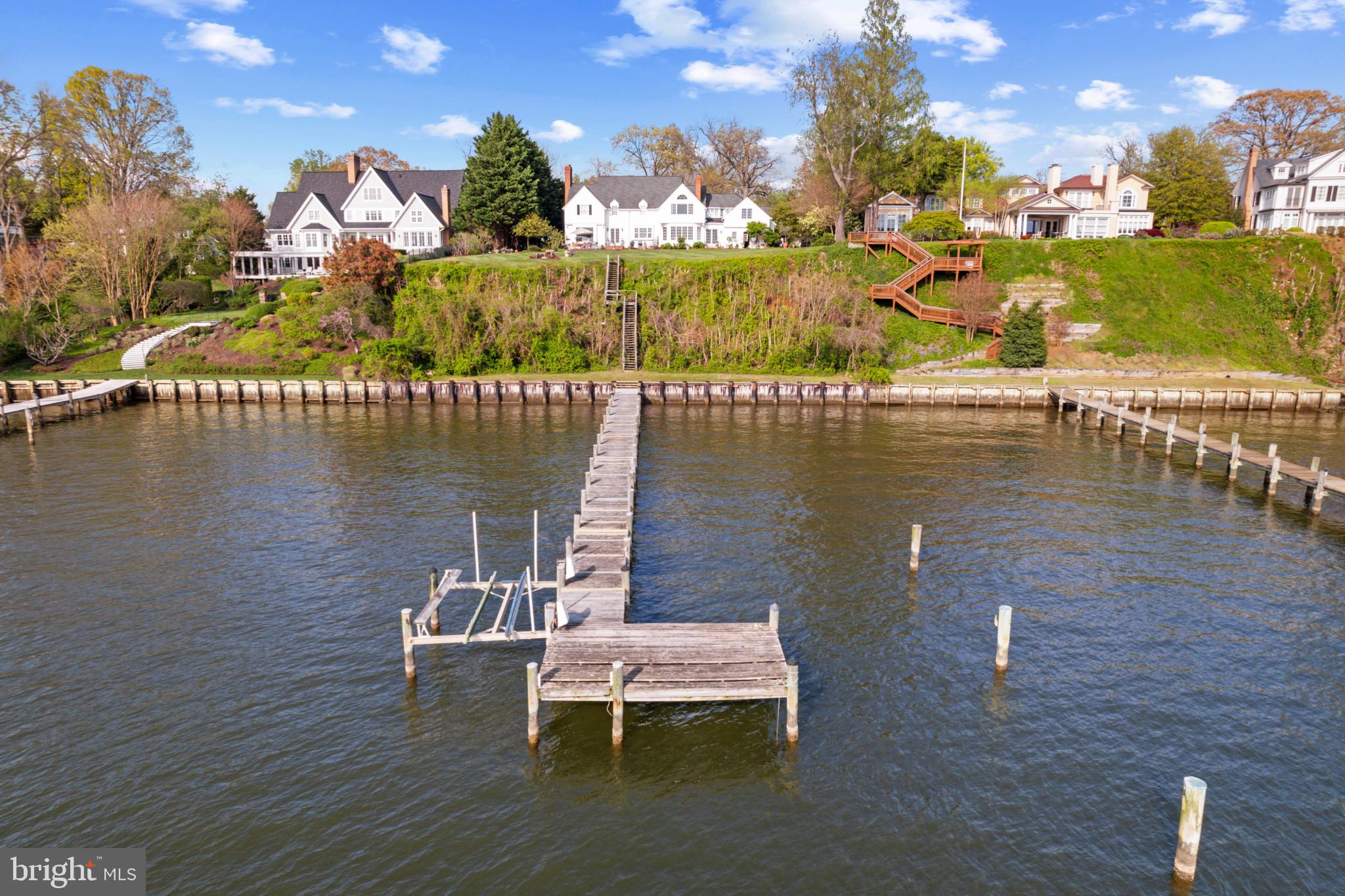 FERRY FARMS - Residential