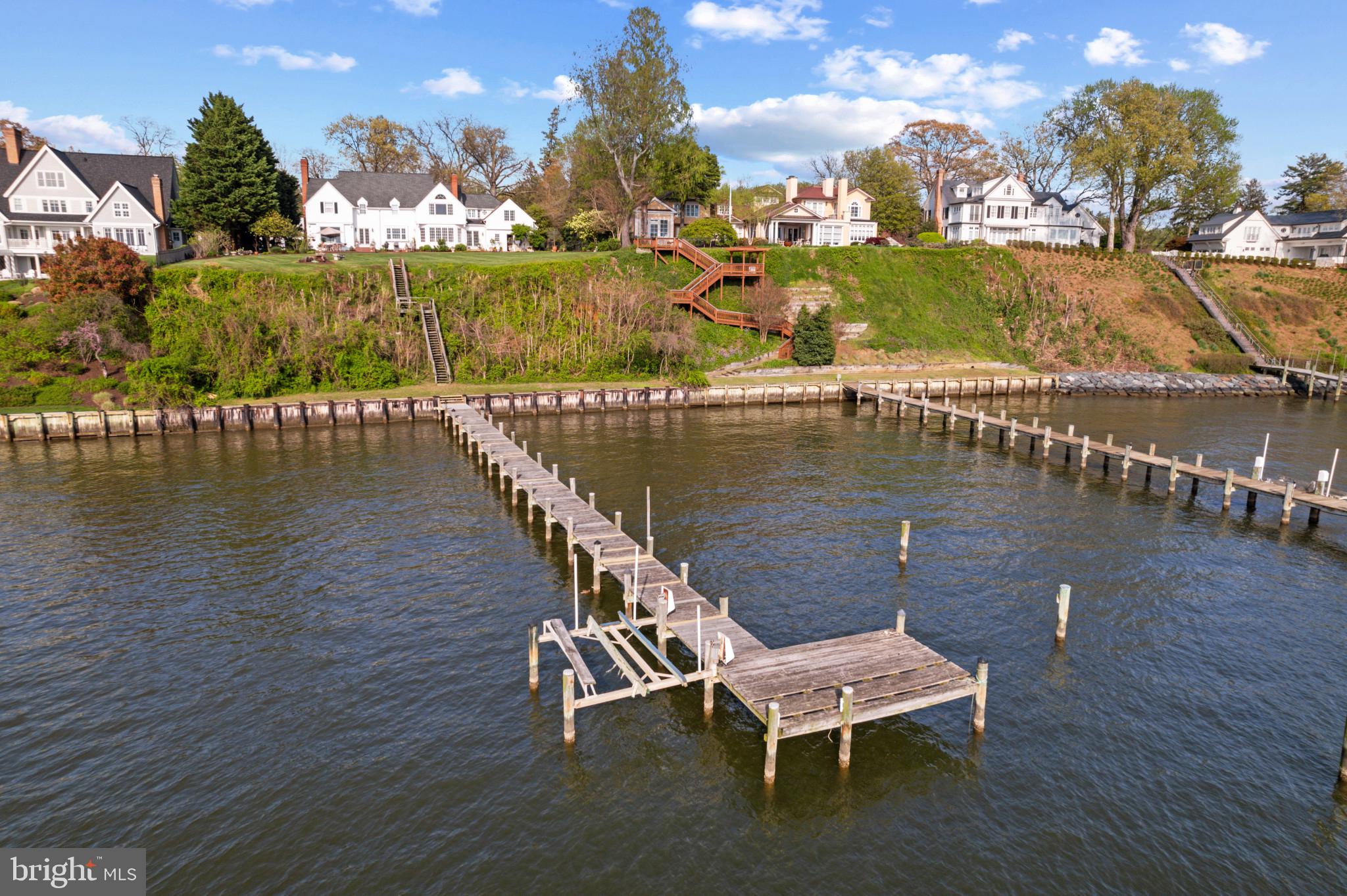 FERRY FARMS - Residential