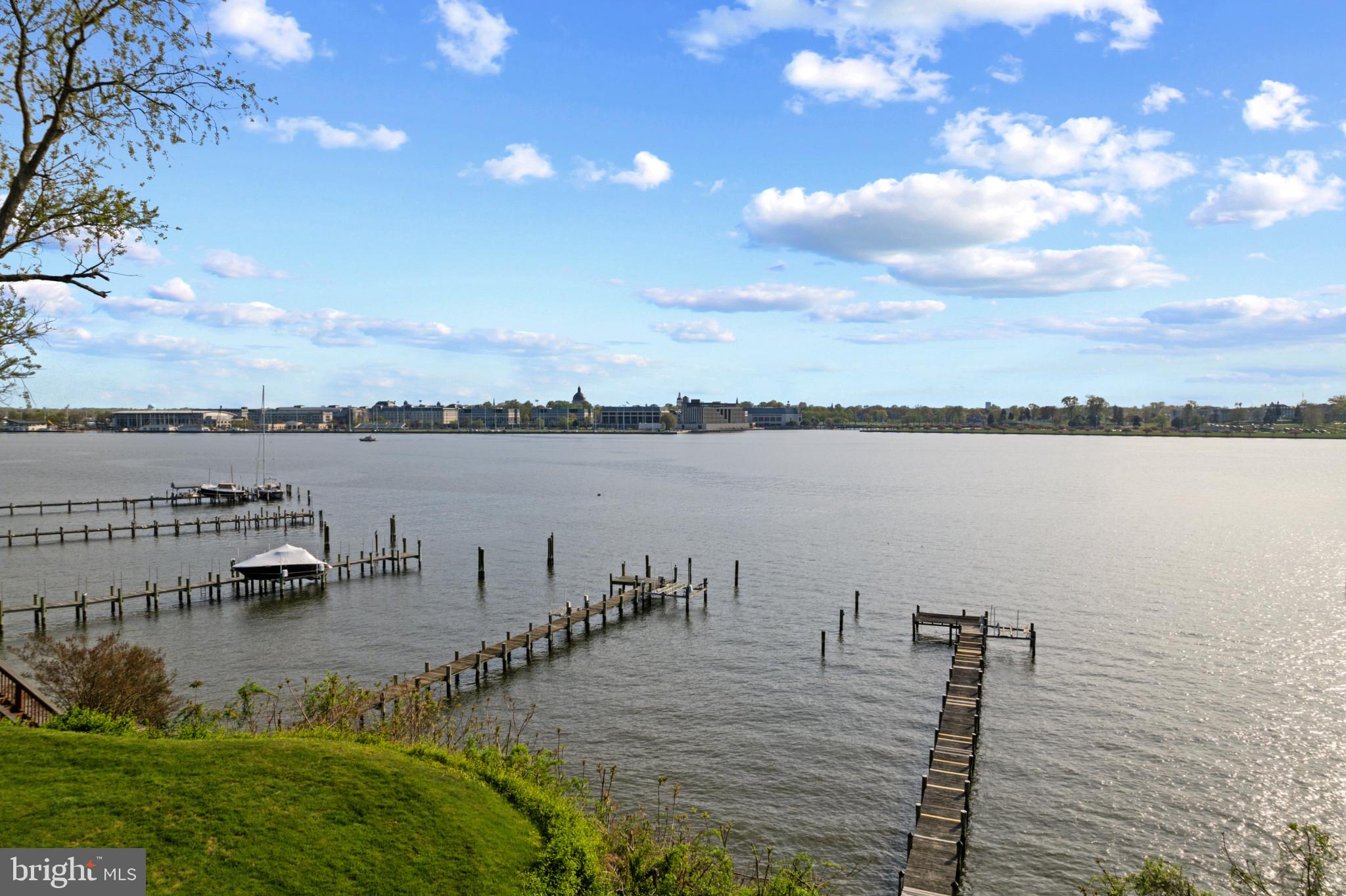 FERRY FARMS - Residential