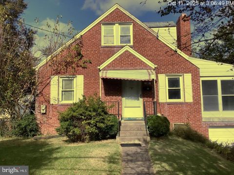 Photo of 8901 Glenville Road, SILVER SPRING, MD 20901 (MLS # MDMC2209972)