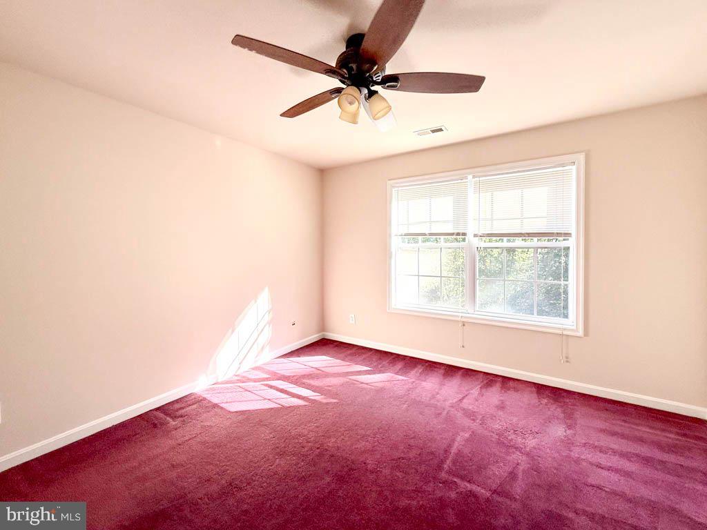 BROOKE POINT ESTATES - Residential Lease