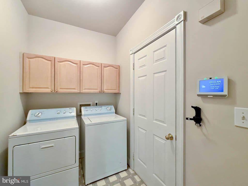 BROOKE POINT ESTATES - Residential Lease