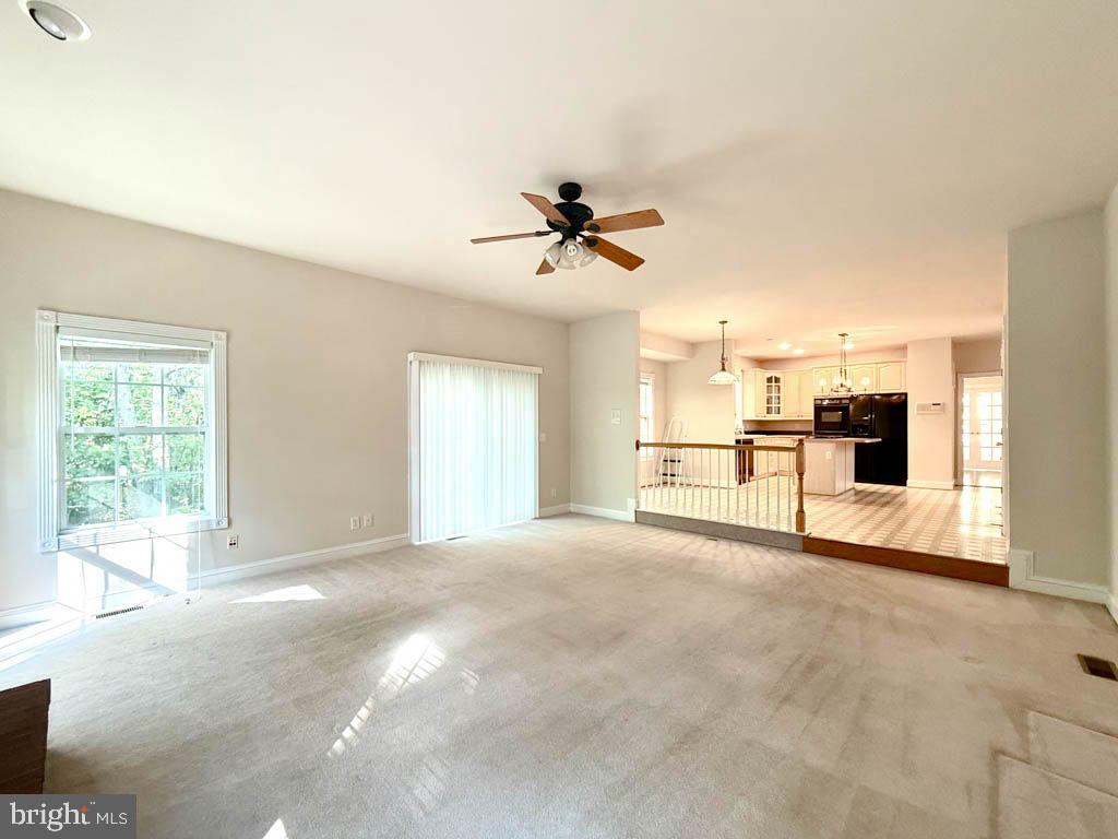 BROOKE POINT ESTATES - Residential Lease