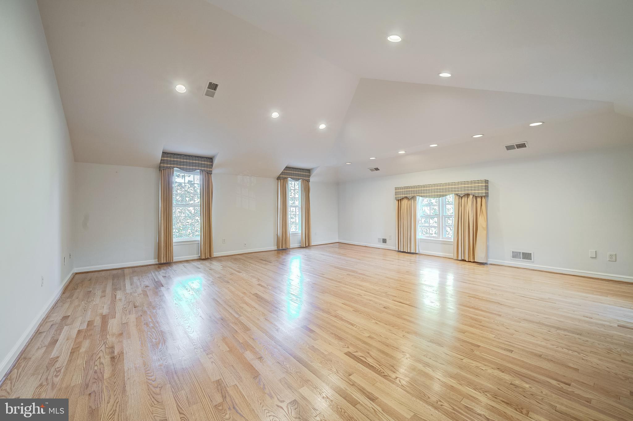 EVERMAY - Residential Lease