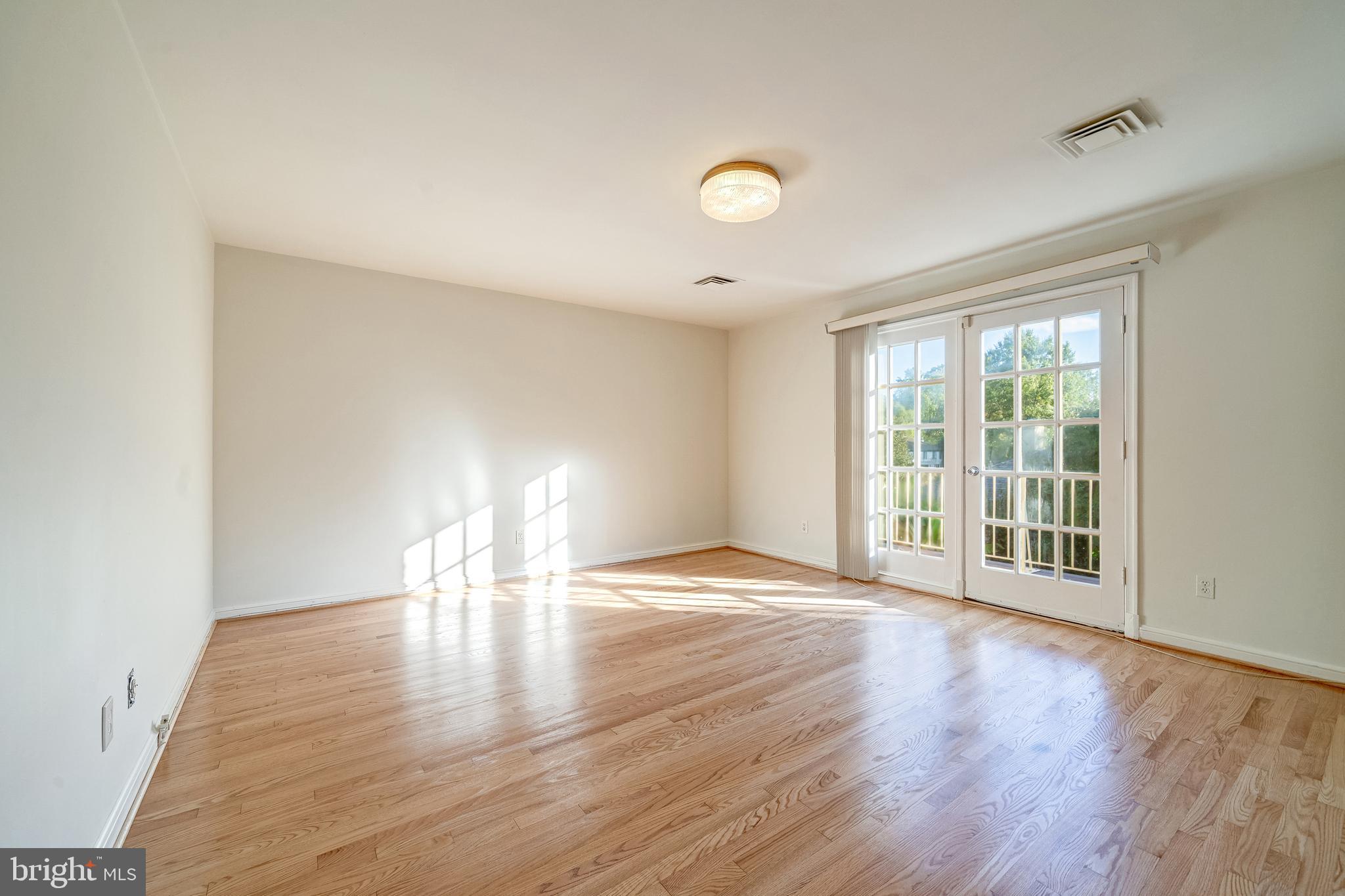 EVERMAY - Residential Lease