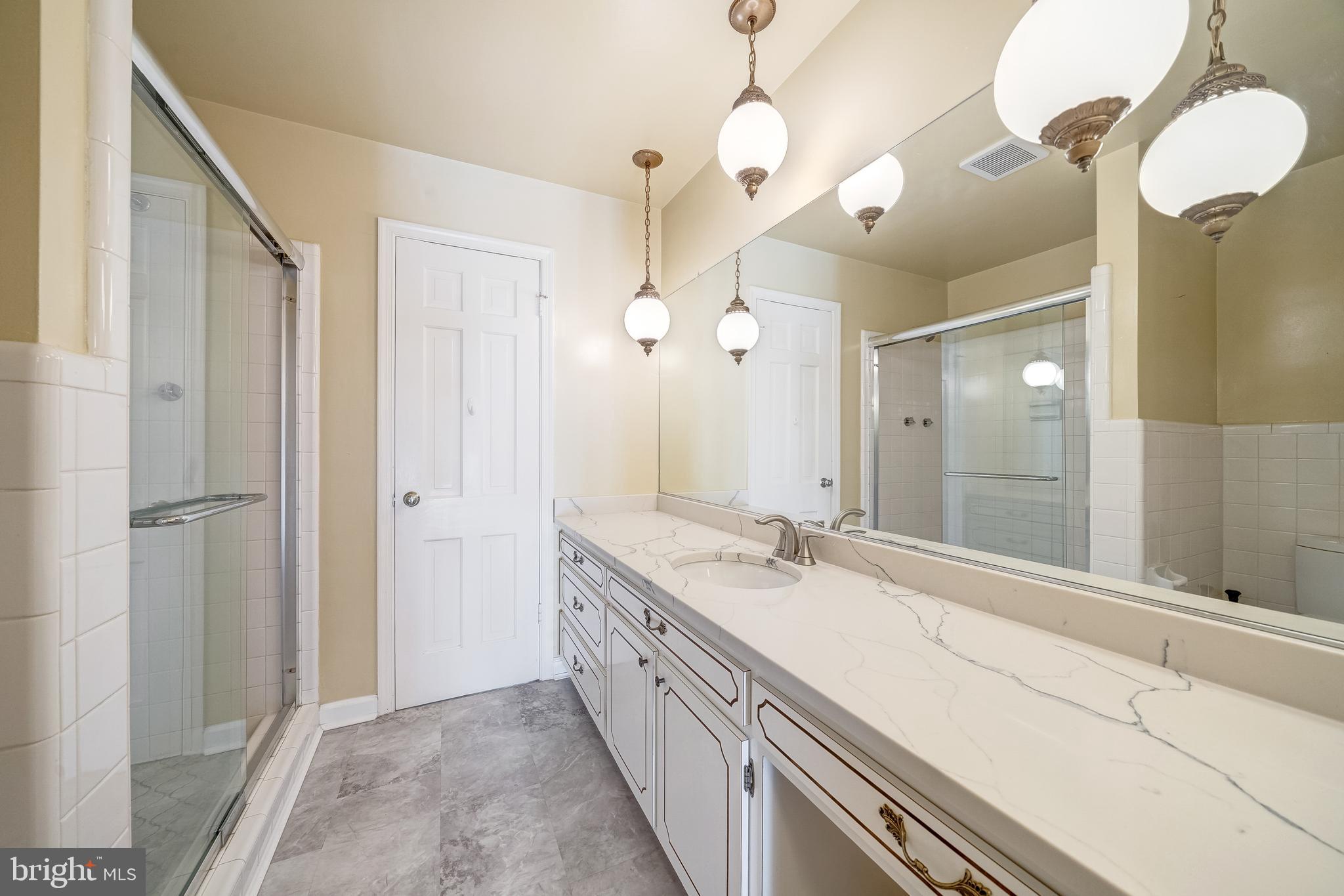 EVERMAY - Residential Lease