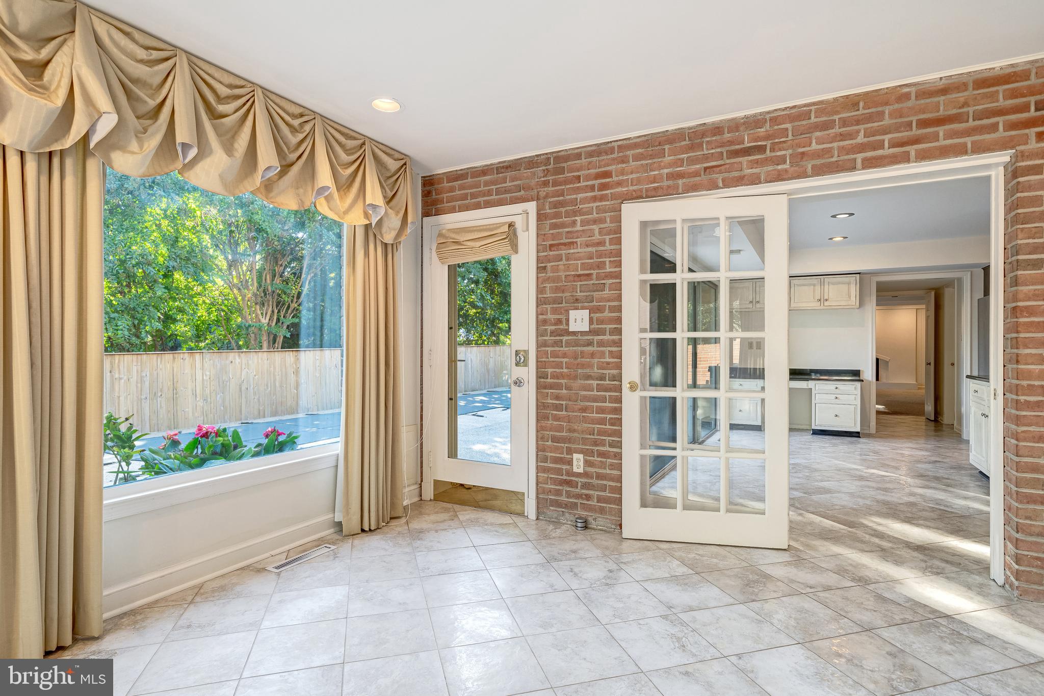 EVERMAY - Residential Lease