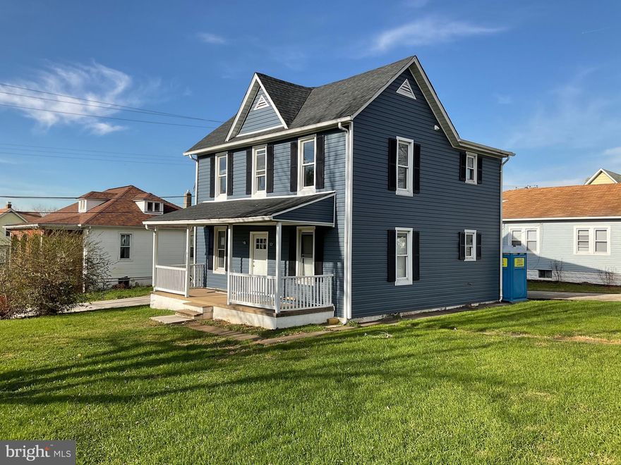 New Home, almost......Fully Renovated home 2021...New Framing, electric, plumbing, Hvac, flooring, cabinets, bathrooms, insulation, drywall, paint, appliances, and roof. Large driveway that wraps around the whole house.
Storage shed is for the owners only