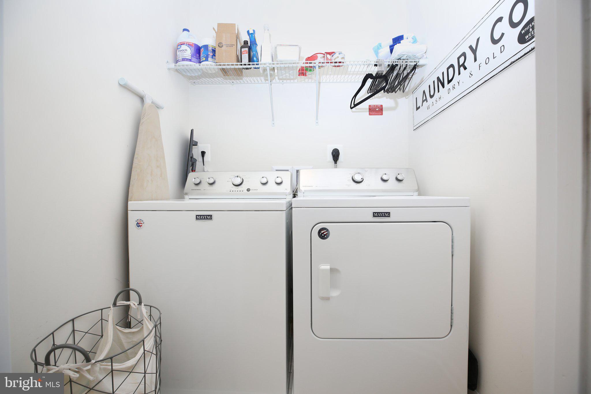 GOVERNORS ROW - Residential