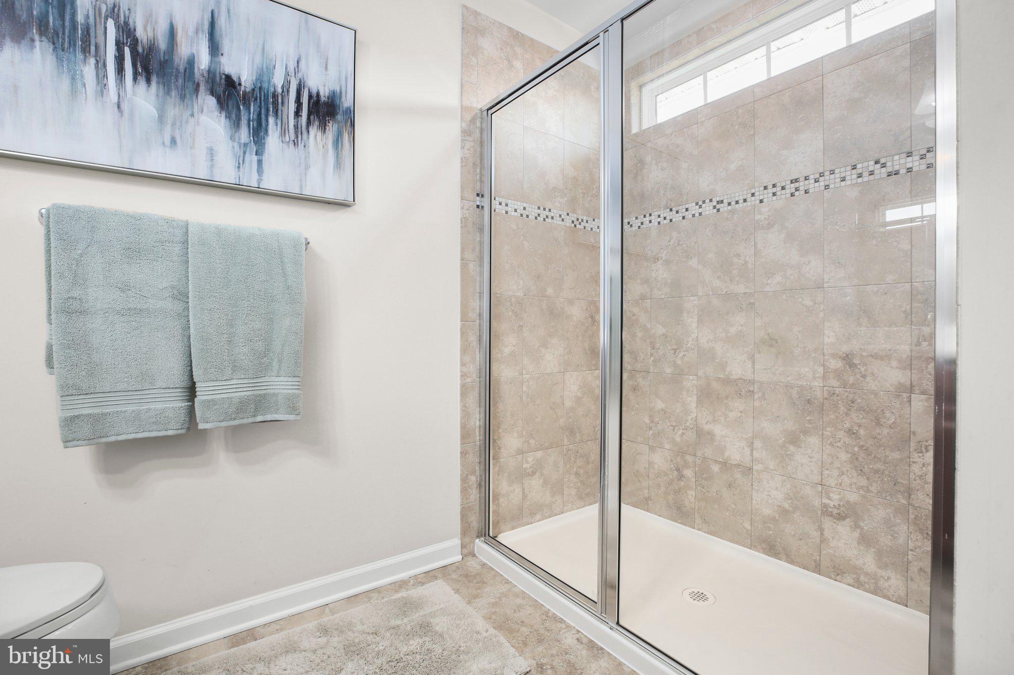 GOVERNORS ROW - Residential