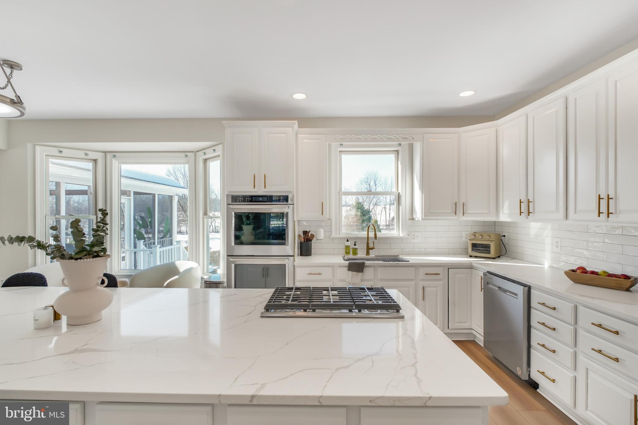 BROWNS FARM - Residential