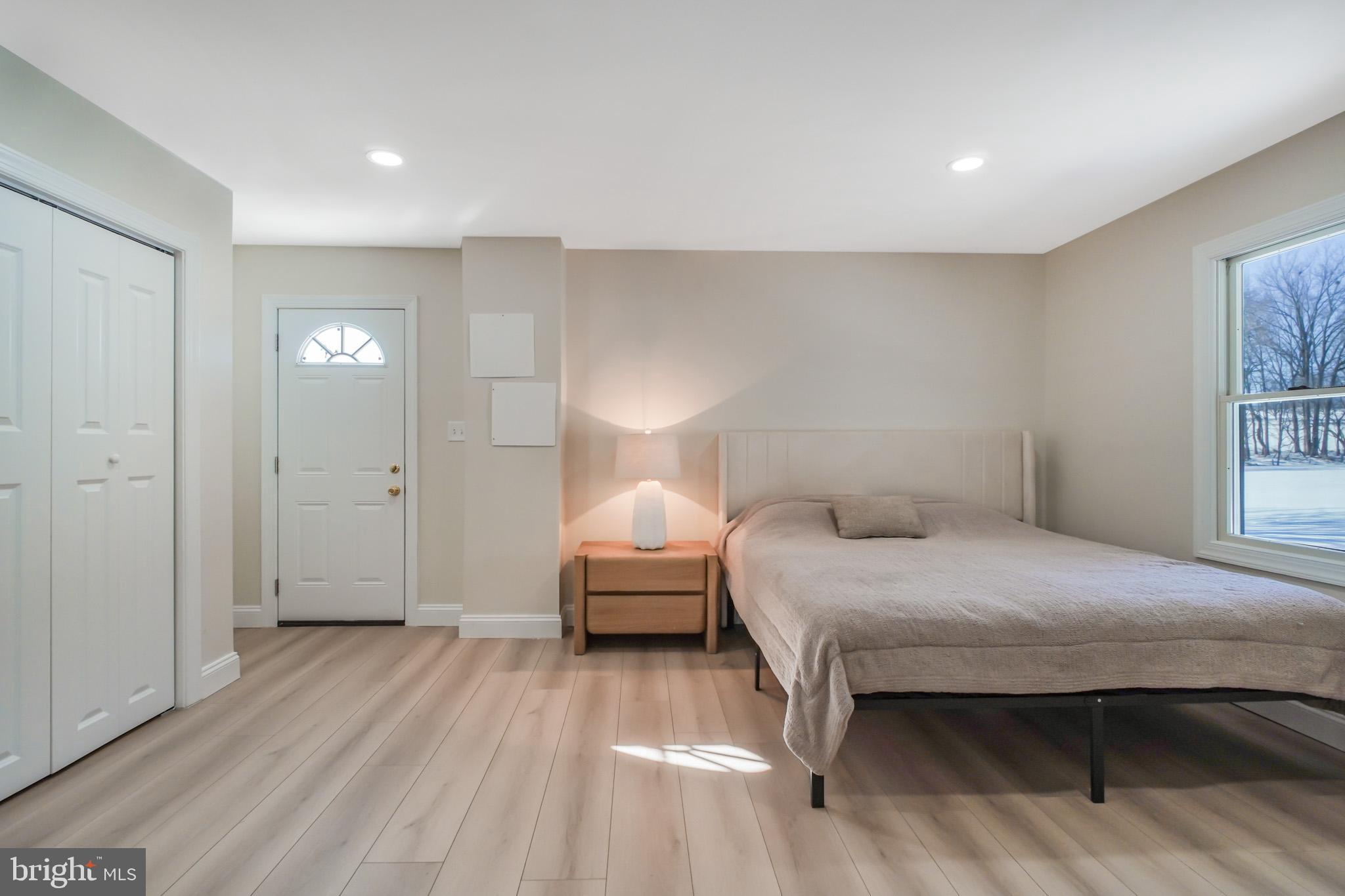 BROWNS FARM - Residential