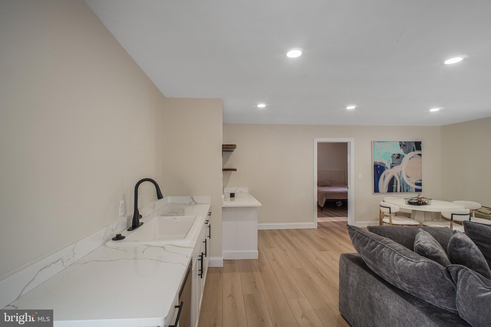 BROWNS FARM - Residential