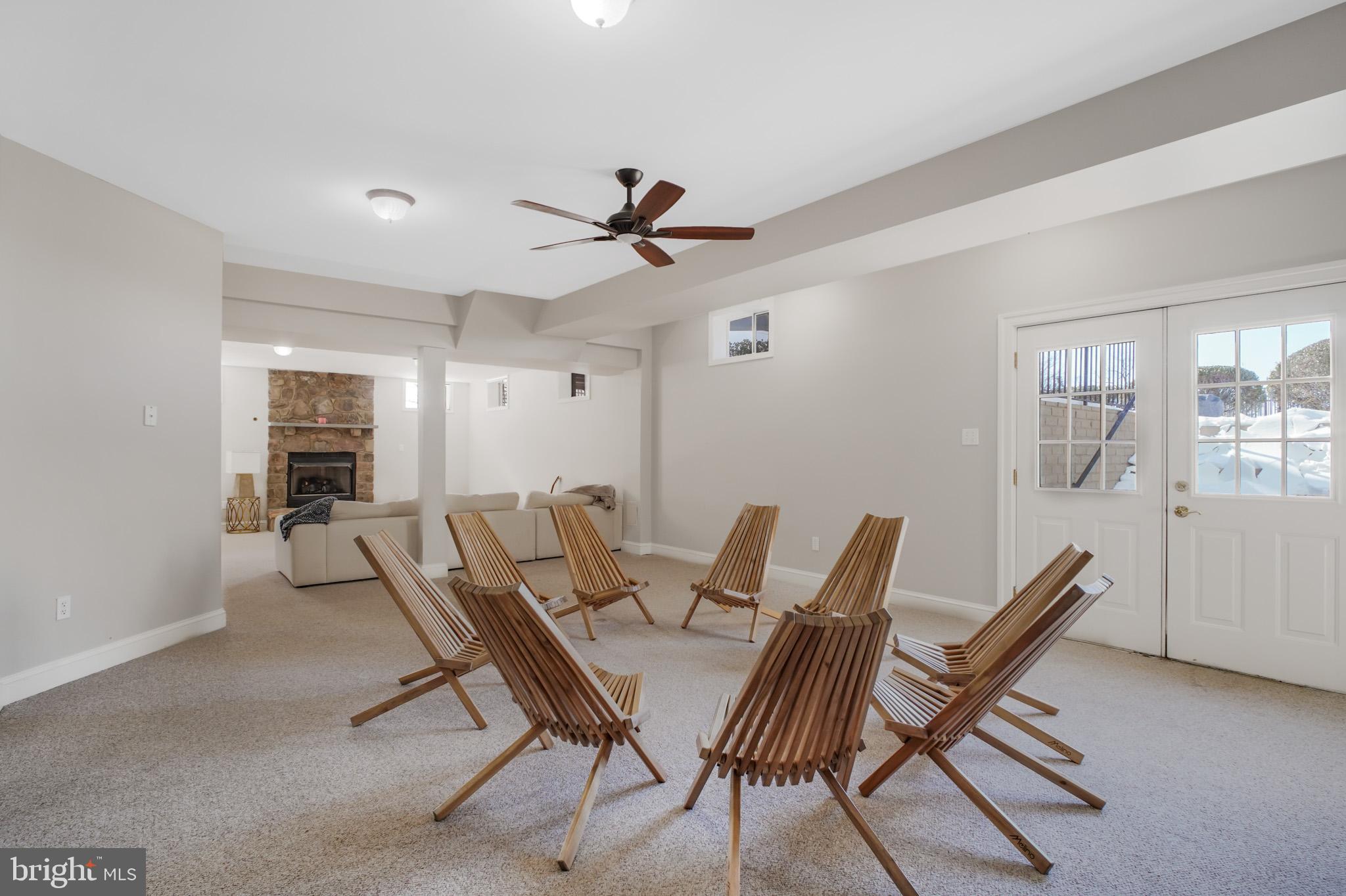 BROWNS FARM - Residential