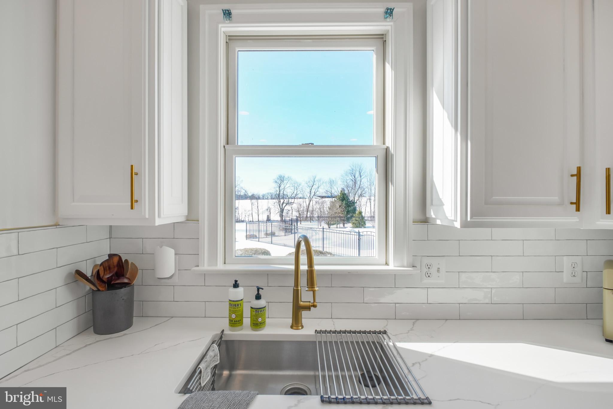 BROWNS FARM - Residential