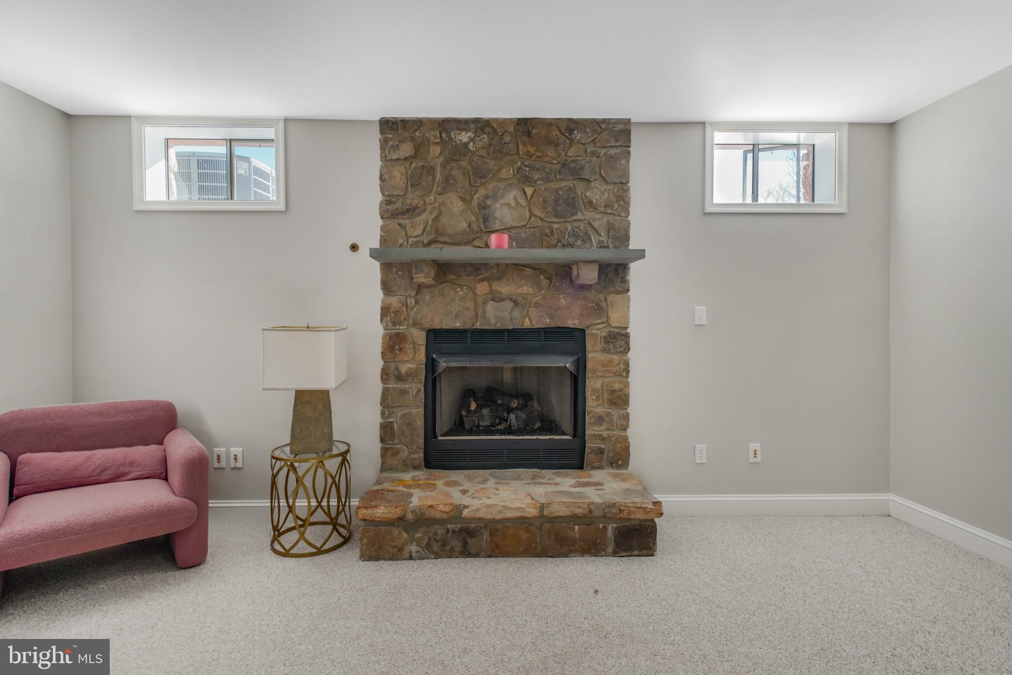 BROWNS FARM - Residential