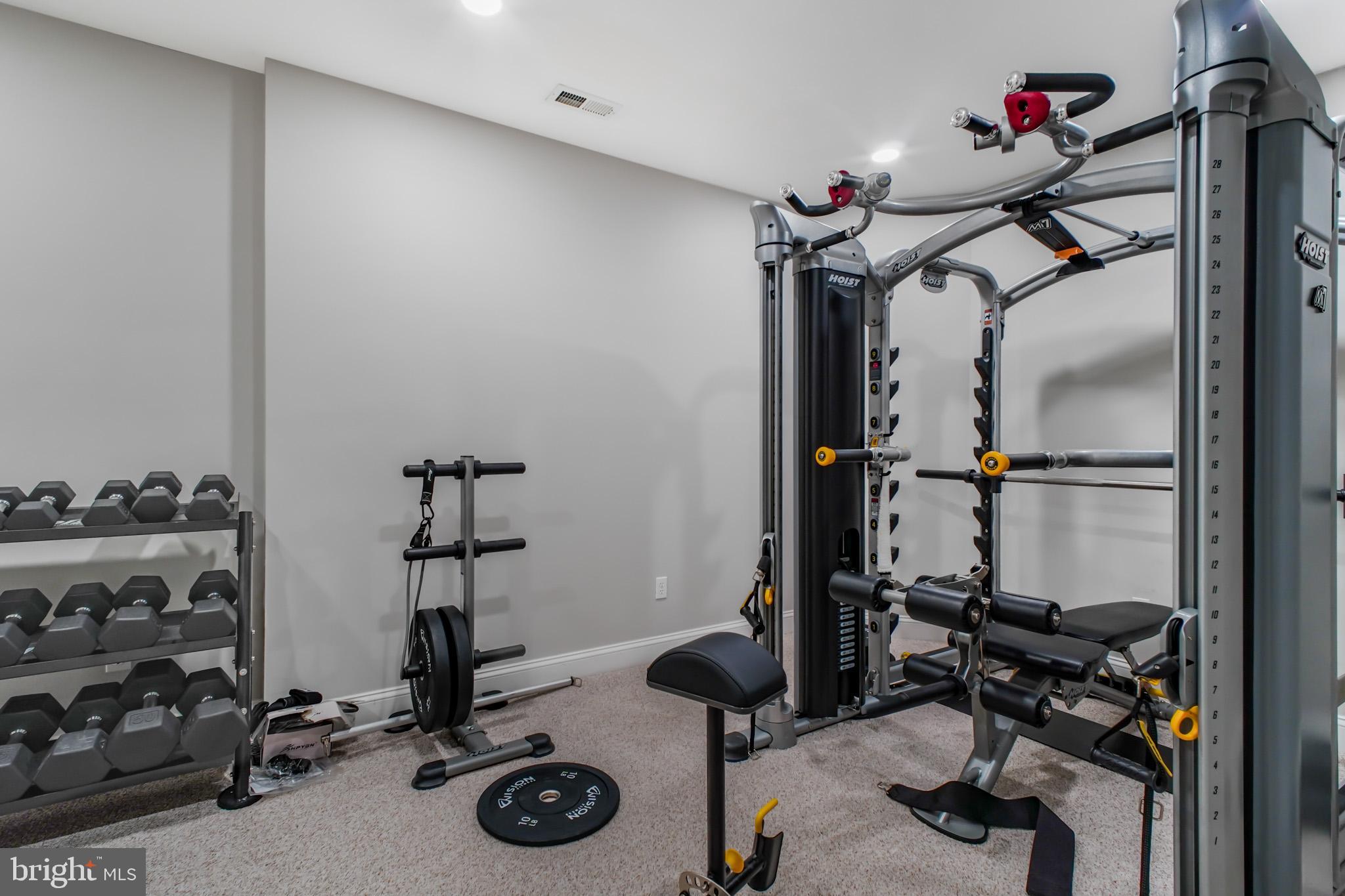 BROWNS FARM - Residential