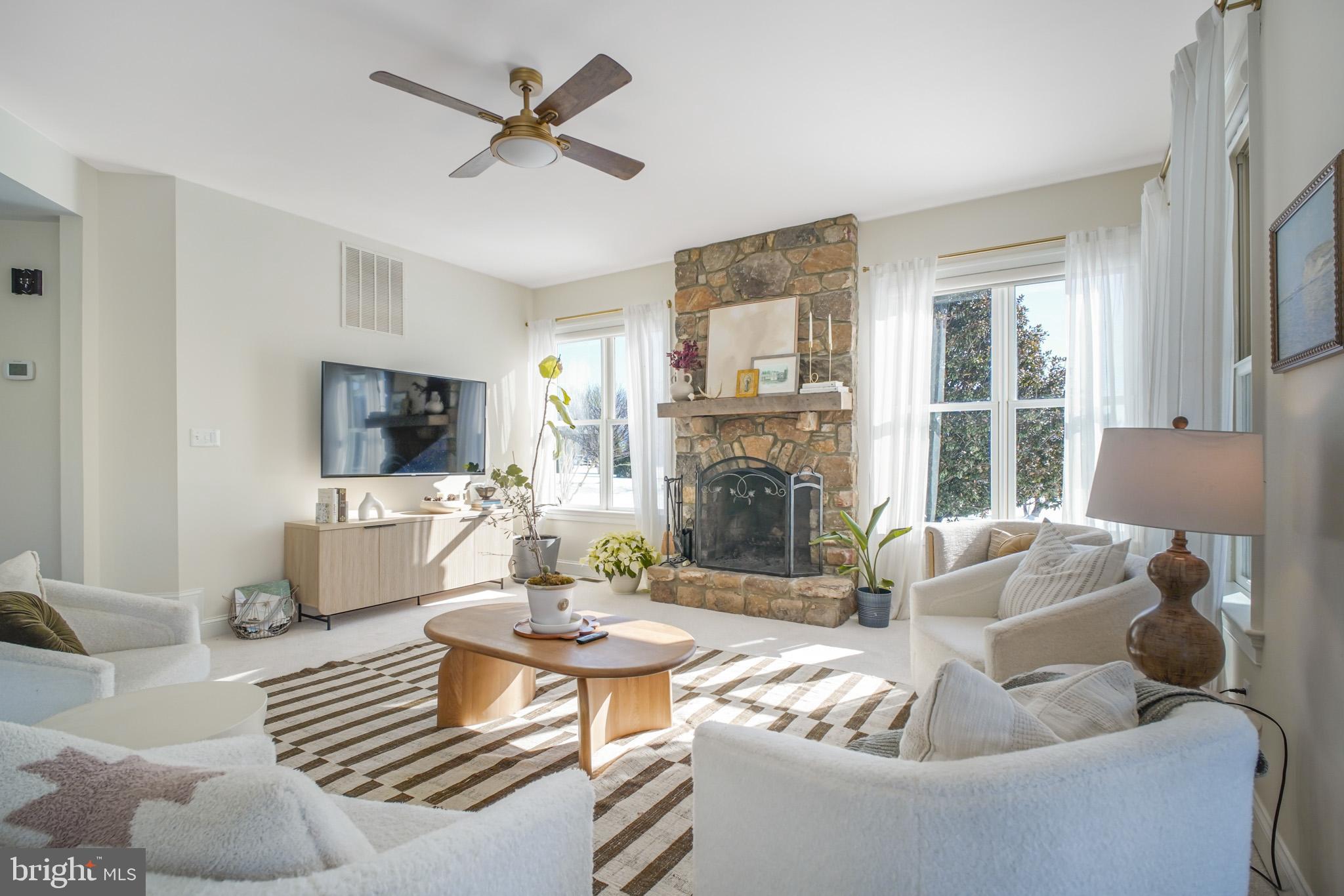 BROWNS FARM - Residential