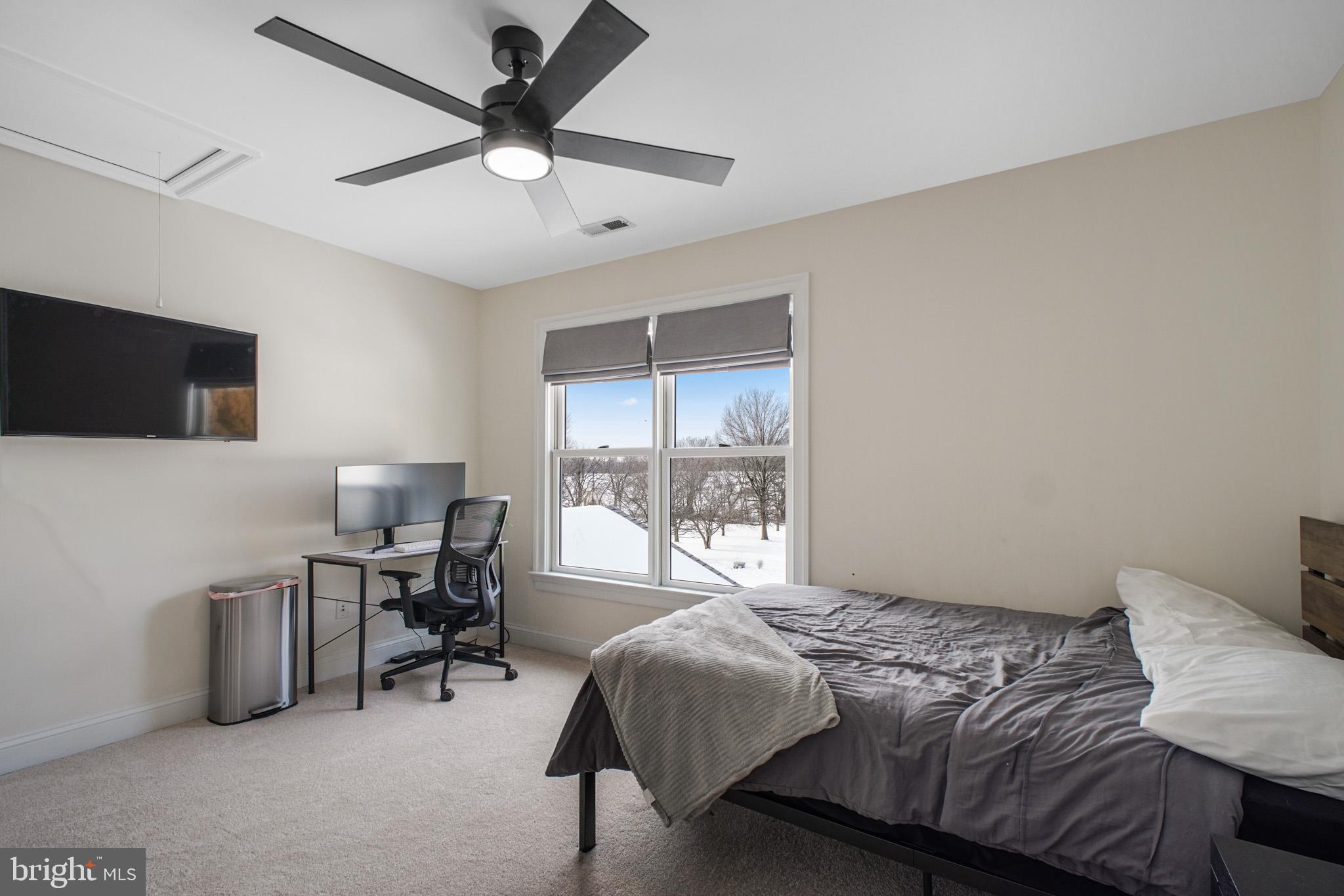 BROWNS FARM - Residential