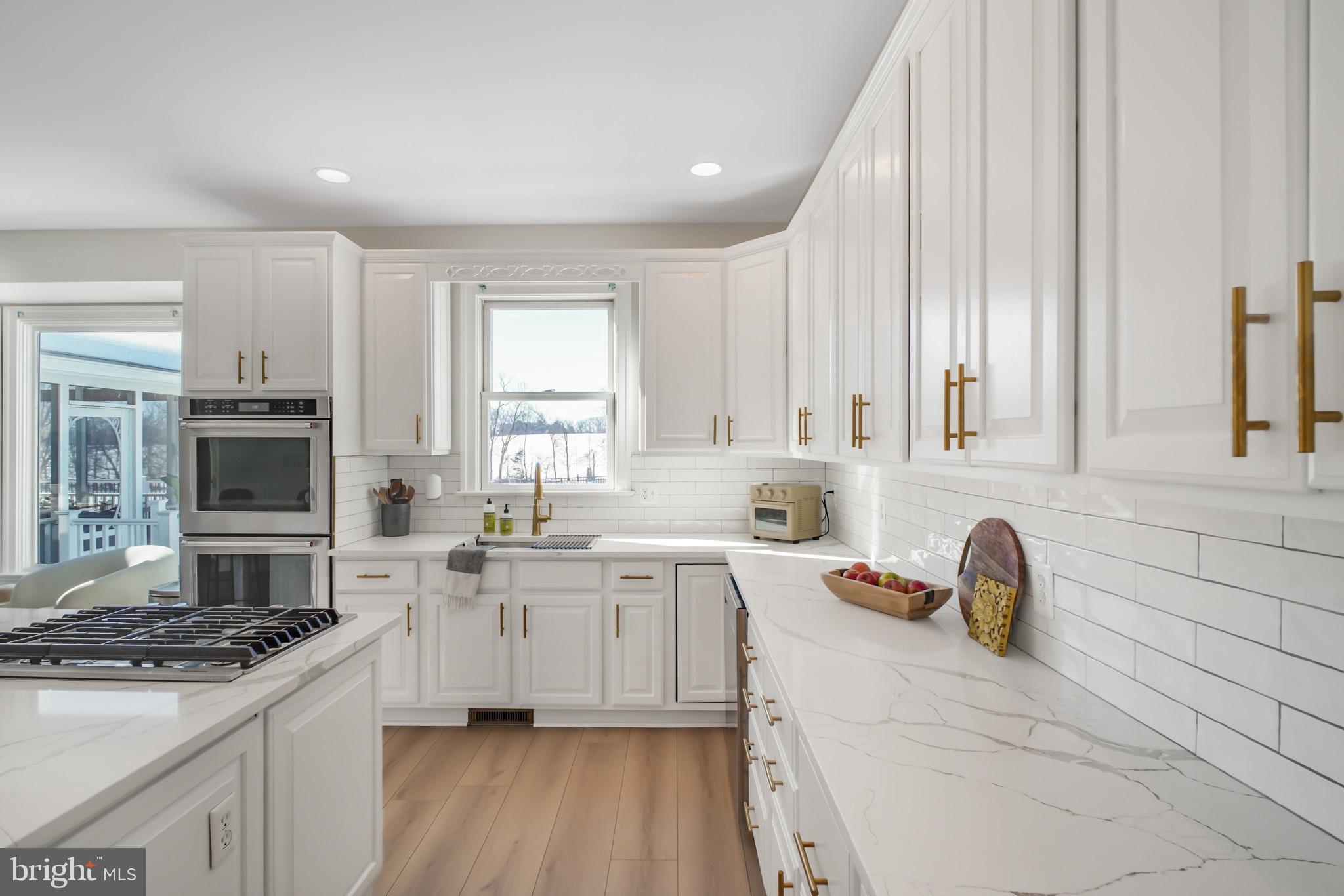 BROWNS FARM - Residential