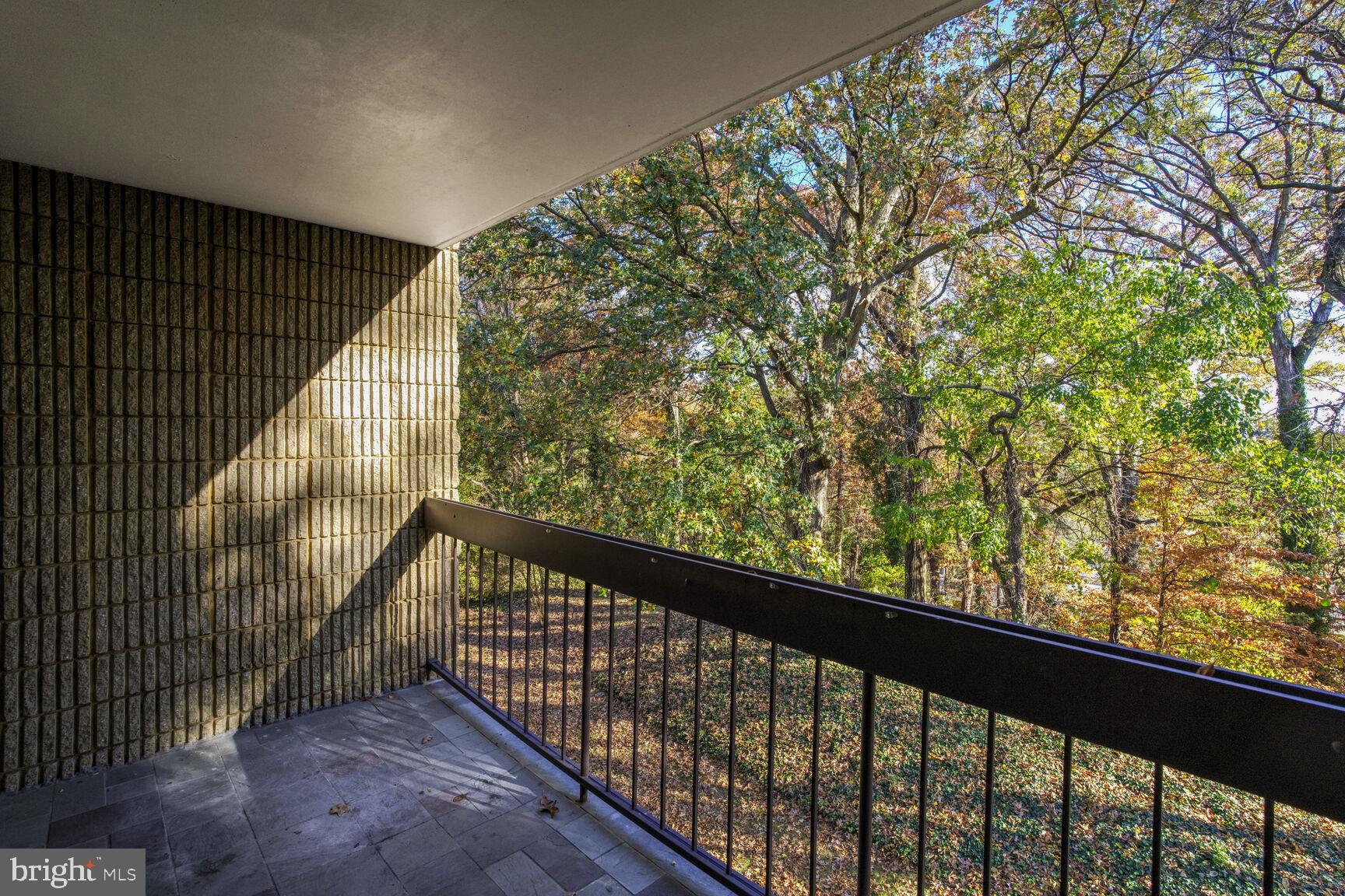 ALEXANDRIA OVERLOOK - Residential