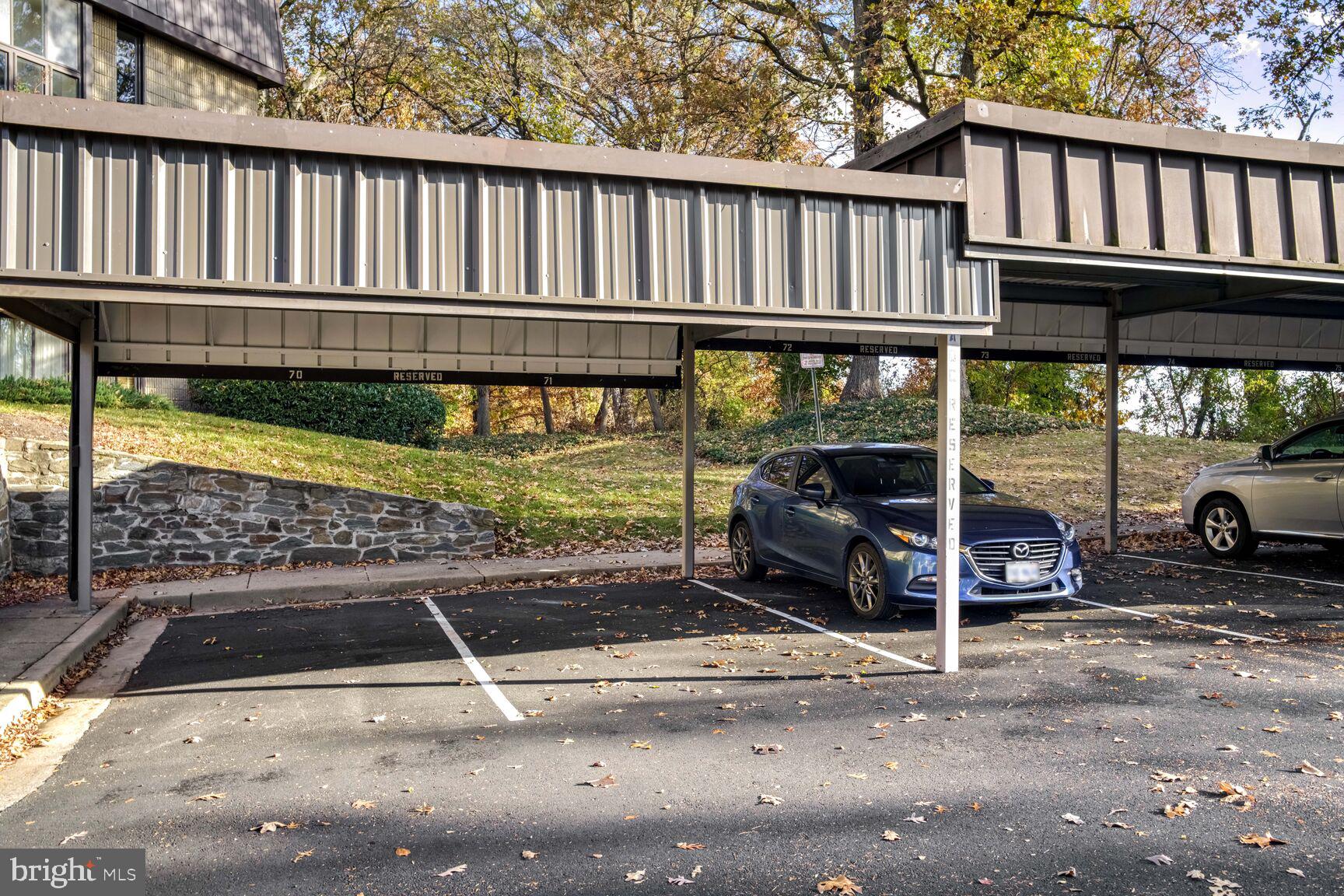 ALEXANDRIA OVERLOOK - Residential