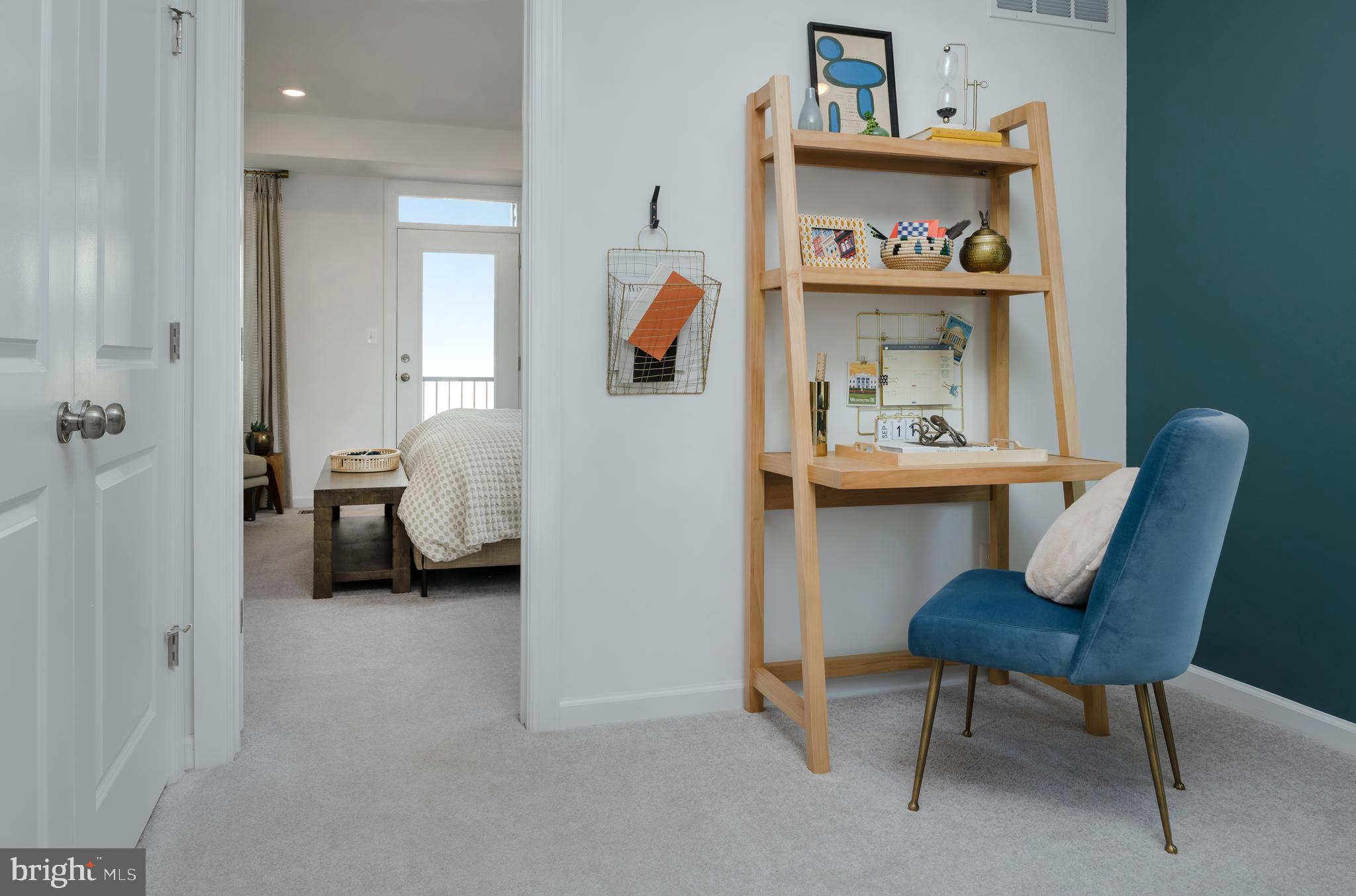 POTOMAC TOWN CENTER - Residential