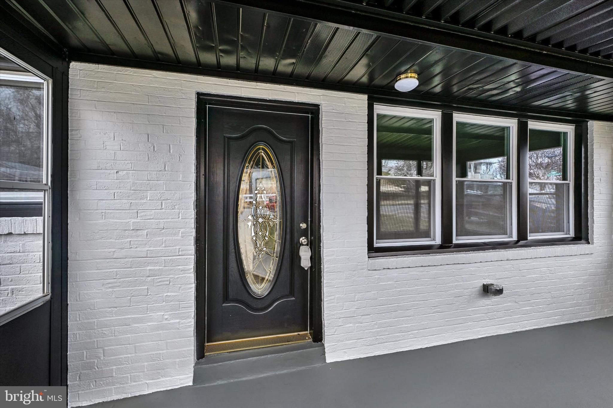 DELVALE MANOR - Residential