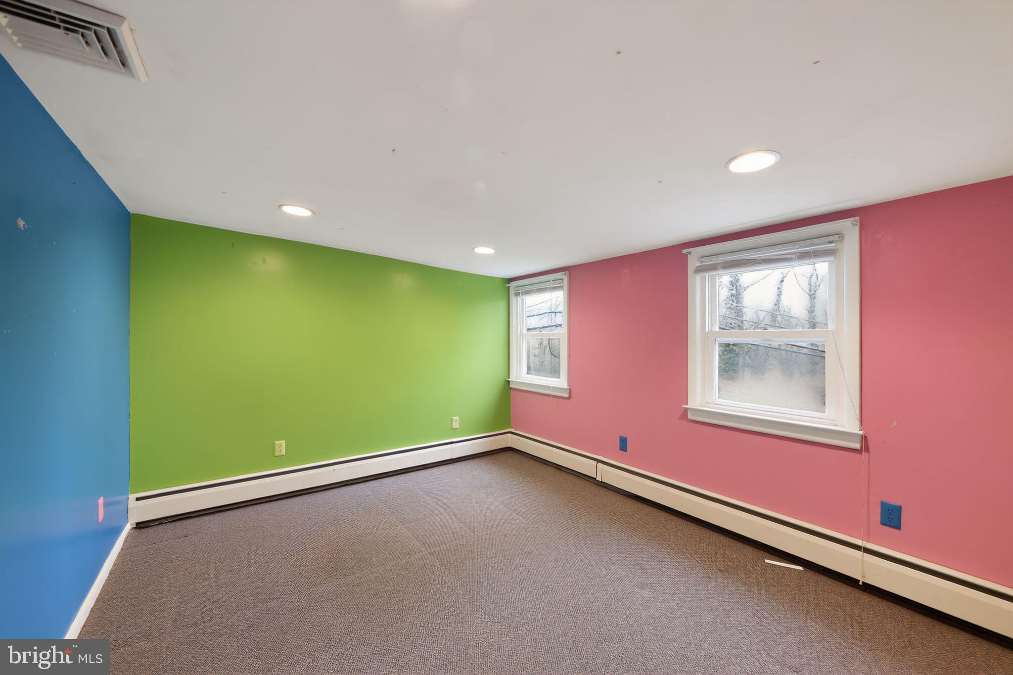 RIDLEY PARK - Residential