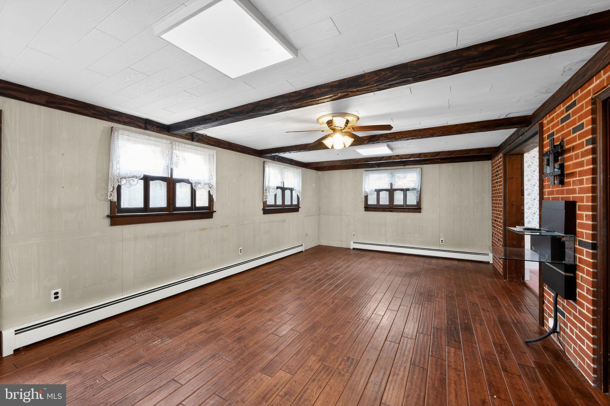 RIDLEY PARK - Residential