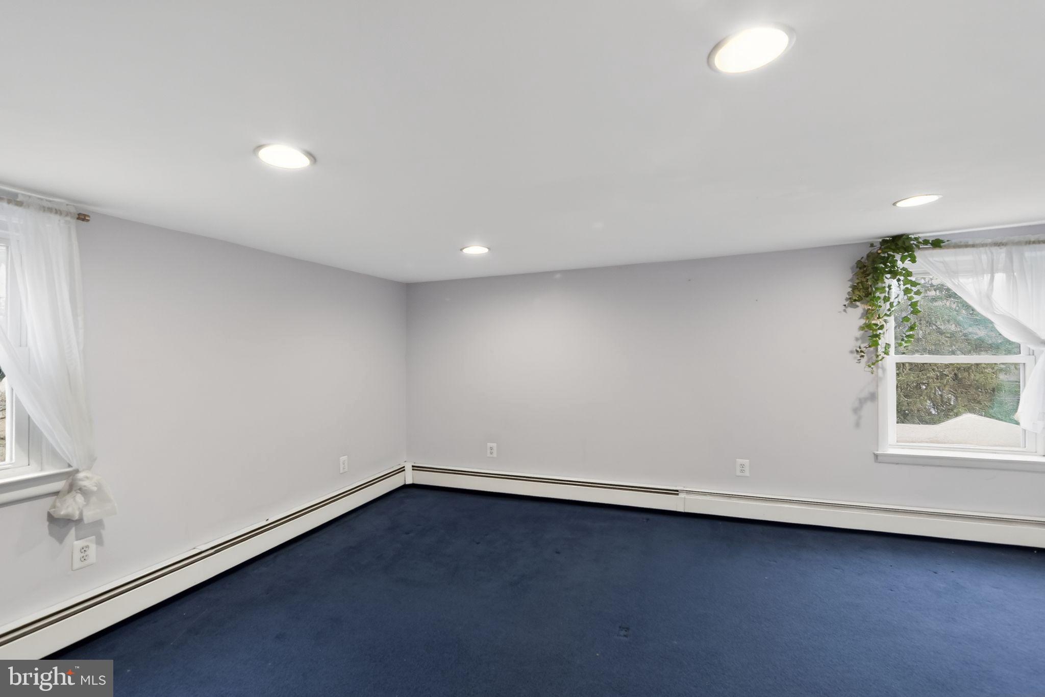 RIDLEY PARK - Residential