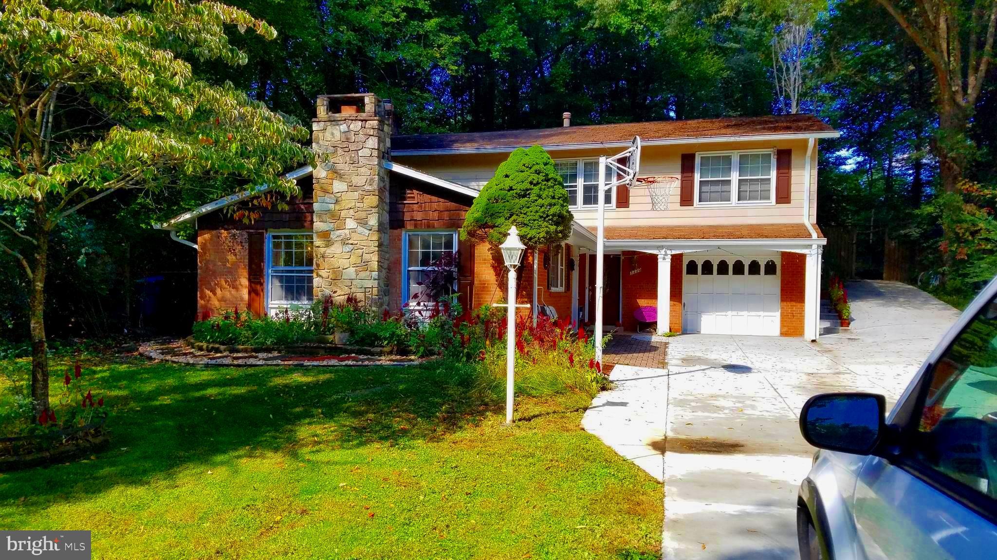 SUTTON PLACE - Residential Lease