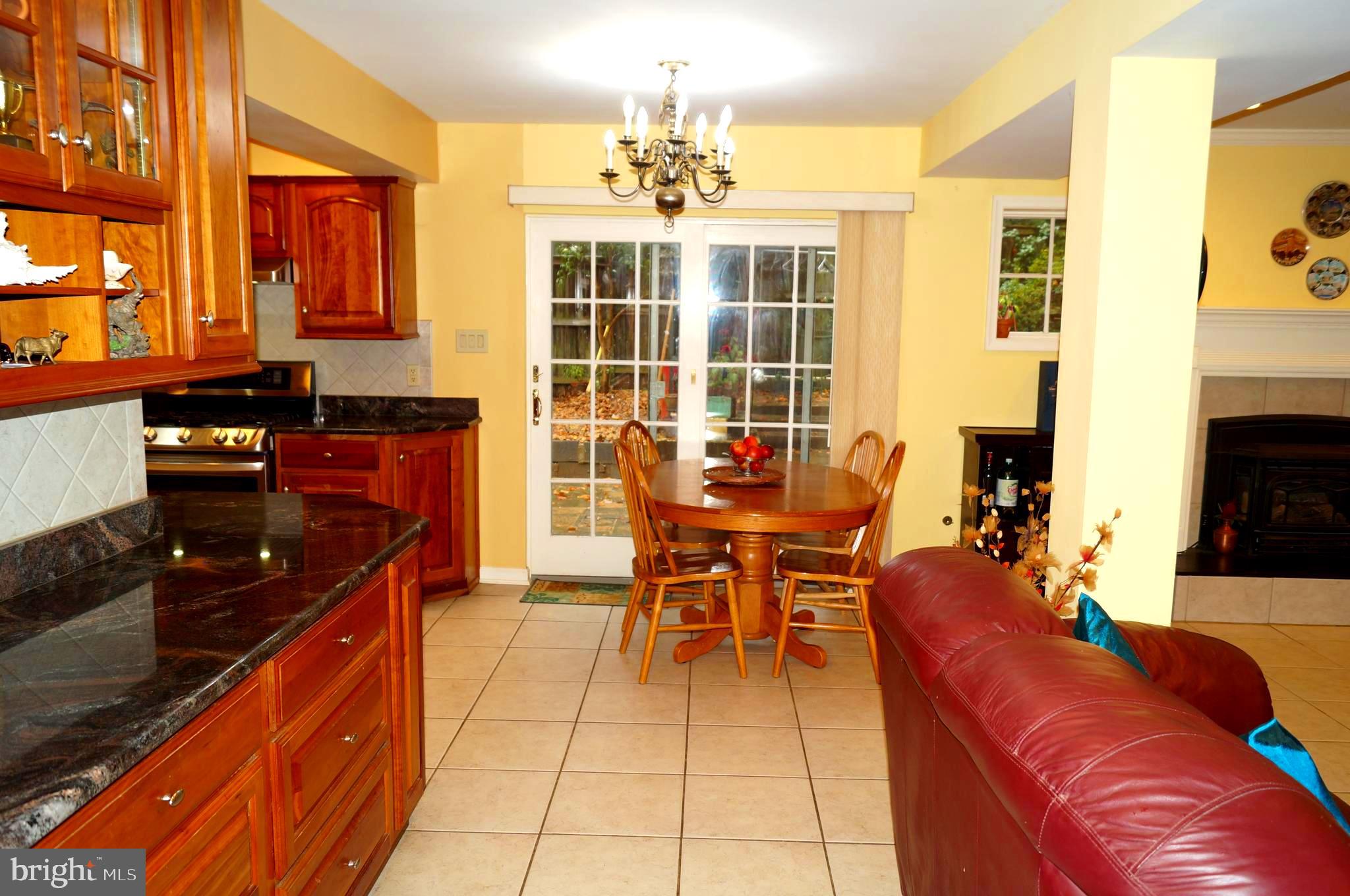 SUTTON PLACE - Residential Lease