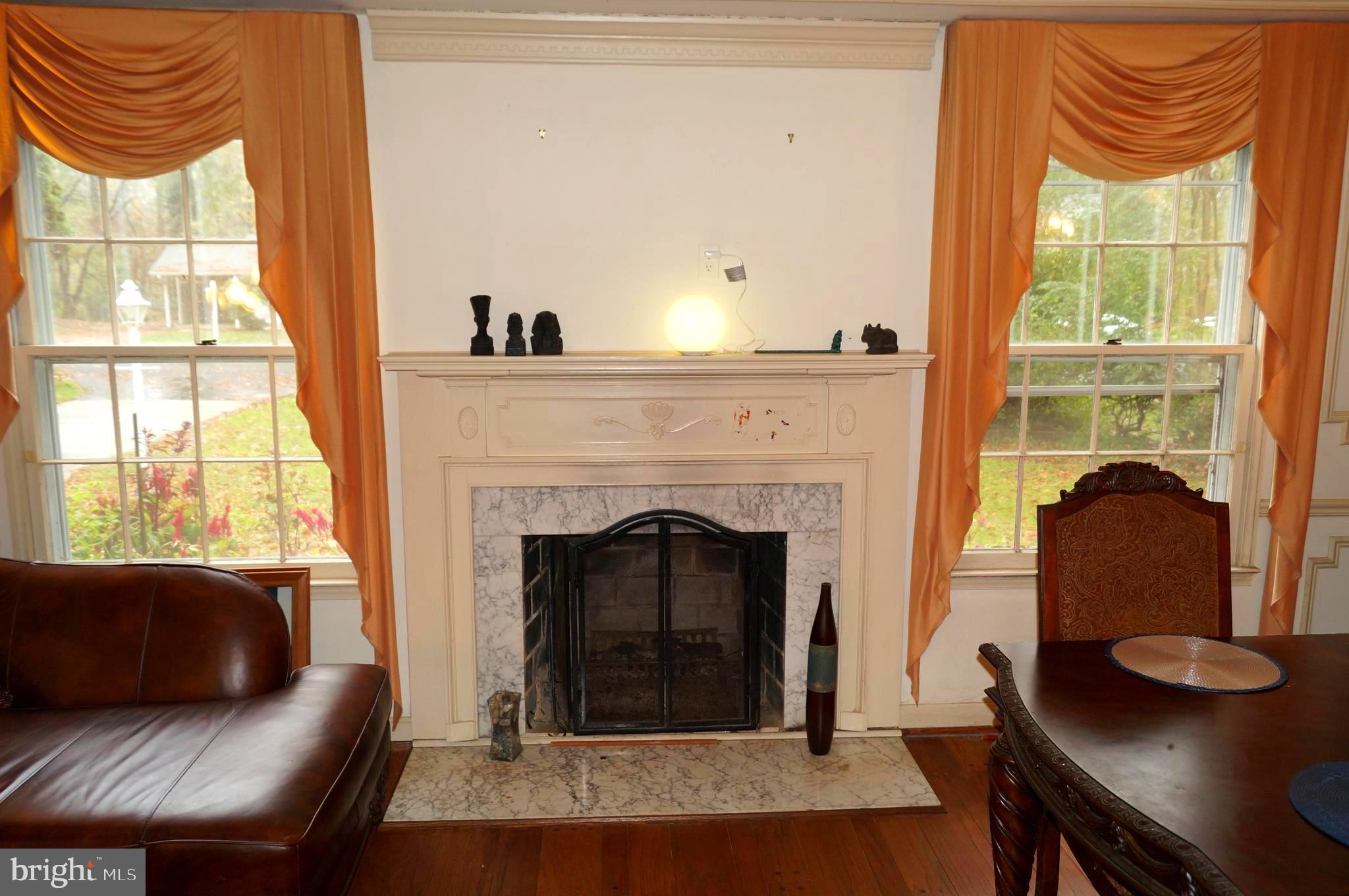 SUTTON PLACE - Residential Lease