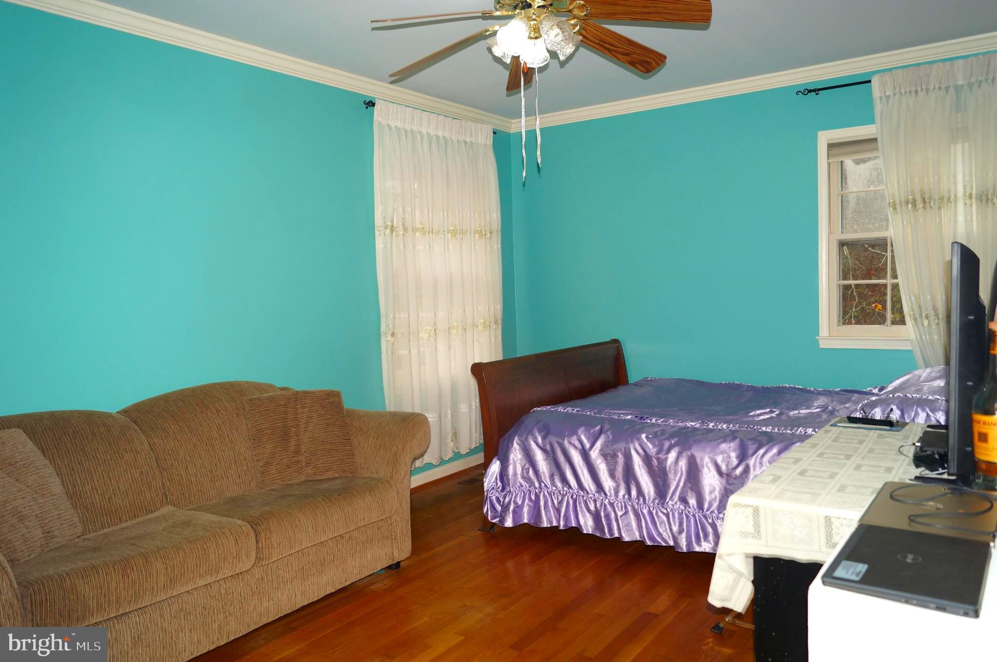 SUTTON PLACE - Residential Lease