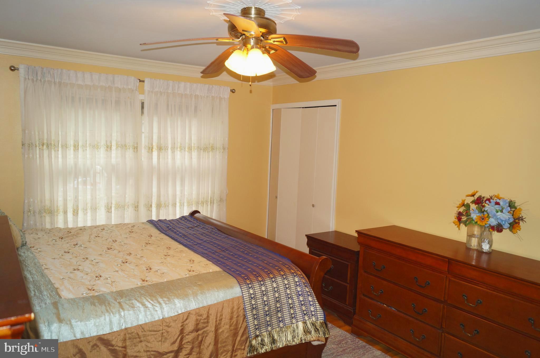 SUTTON PLACE - Residential Lease