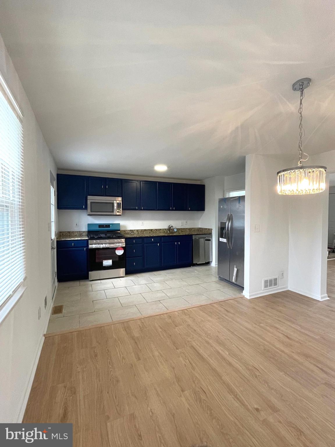 HOLLAND HILL - Residential