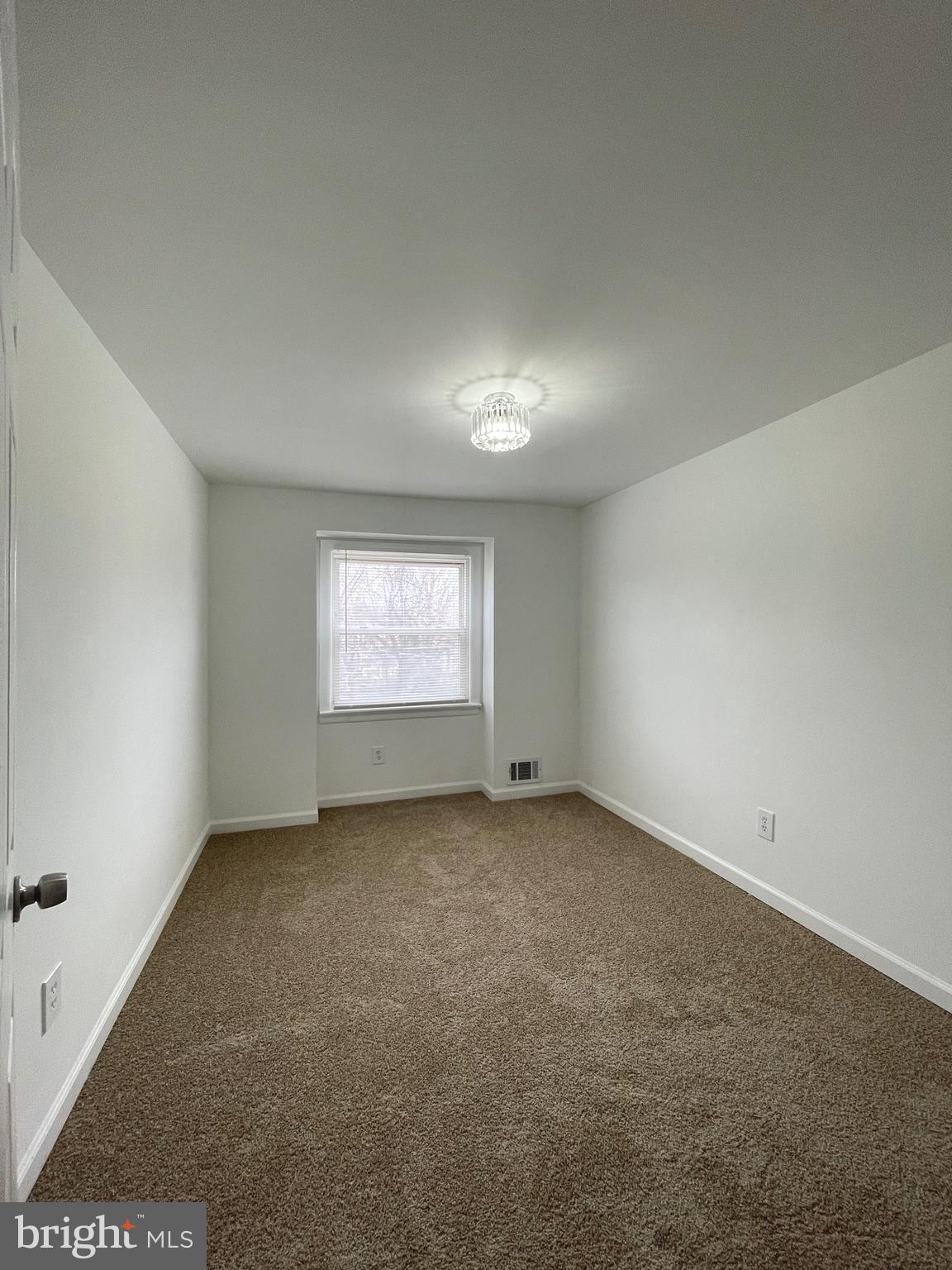 HOLLAND HILL - Residential