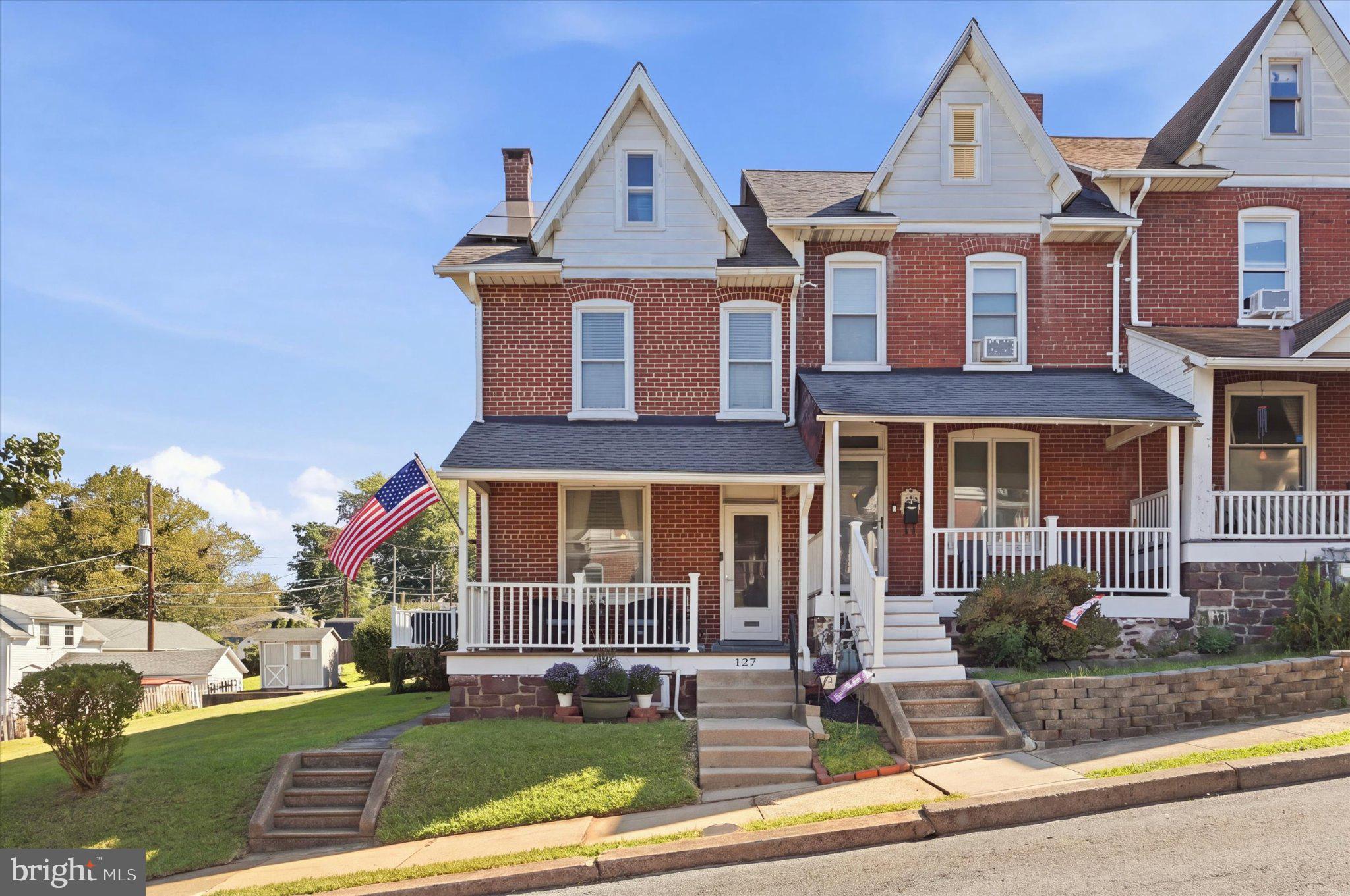 127 HOOK STREET