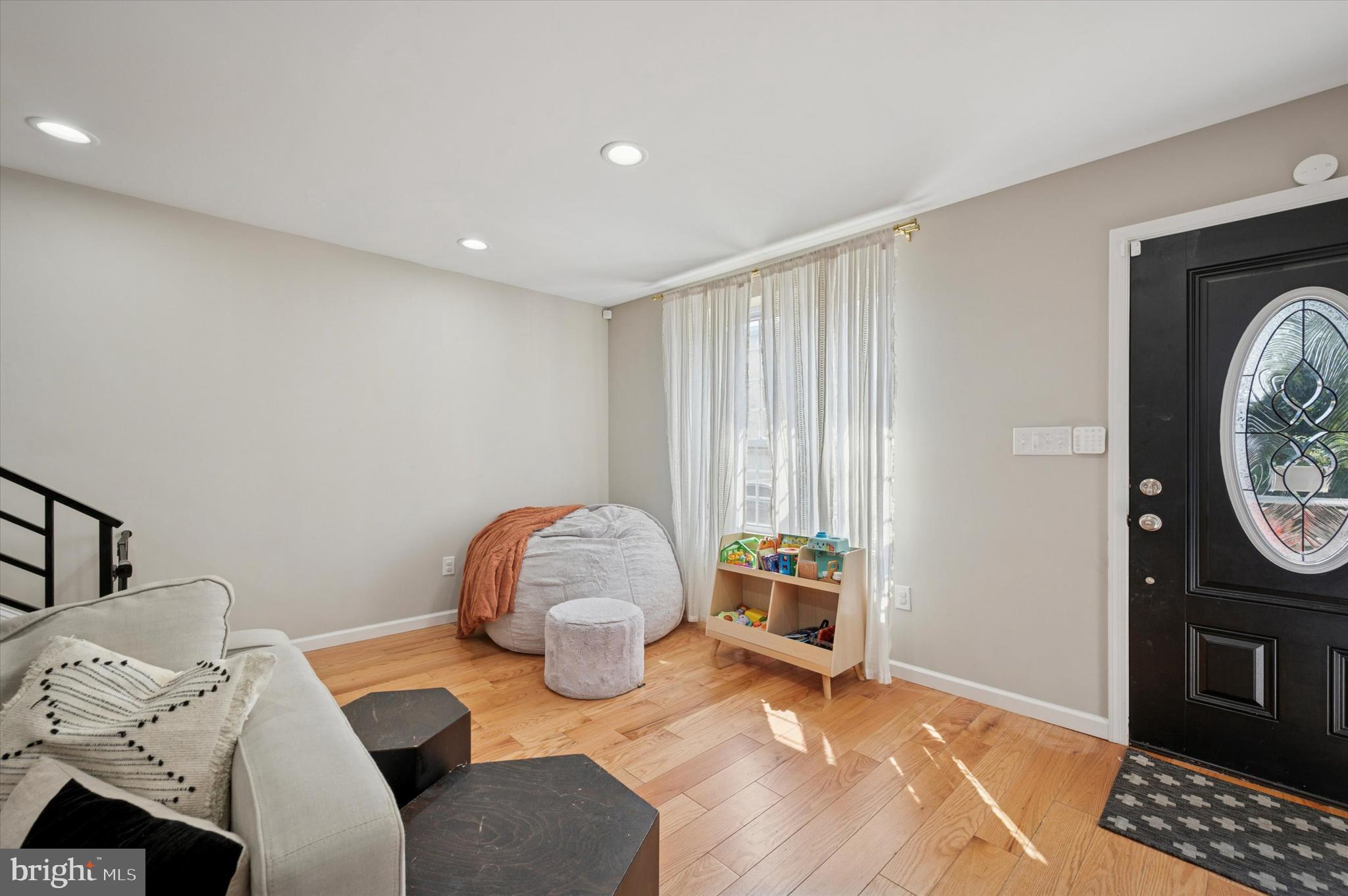 5349 PRISCILLA STREET