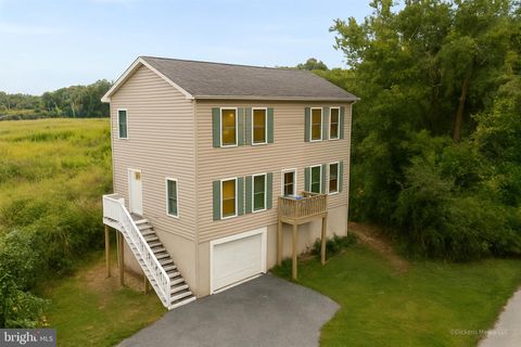 3762 BEACH DRIVE BOULEVARD EDGEWATER MD 21037