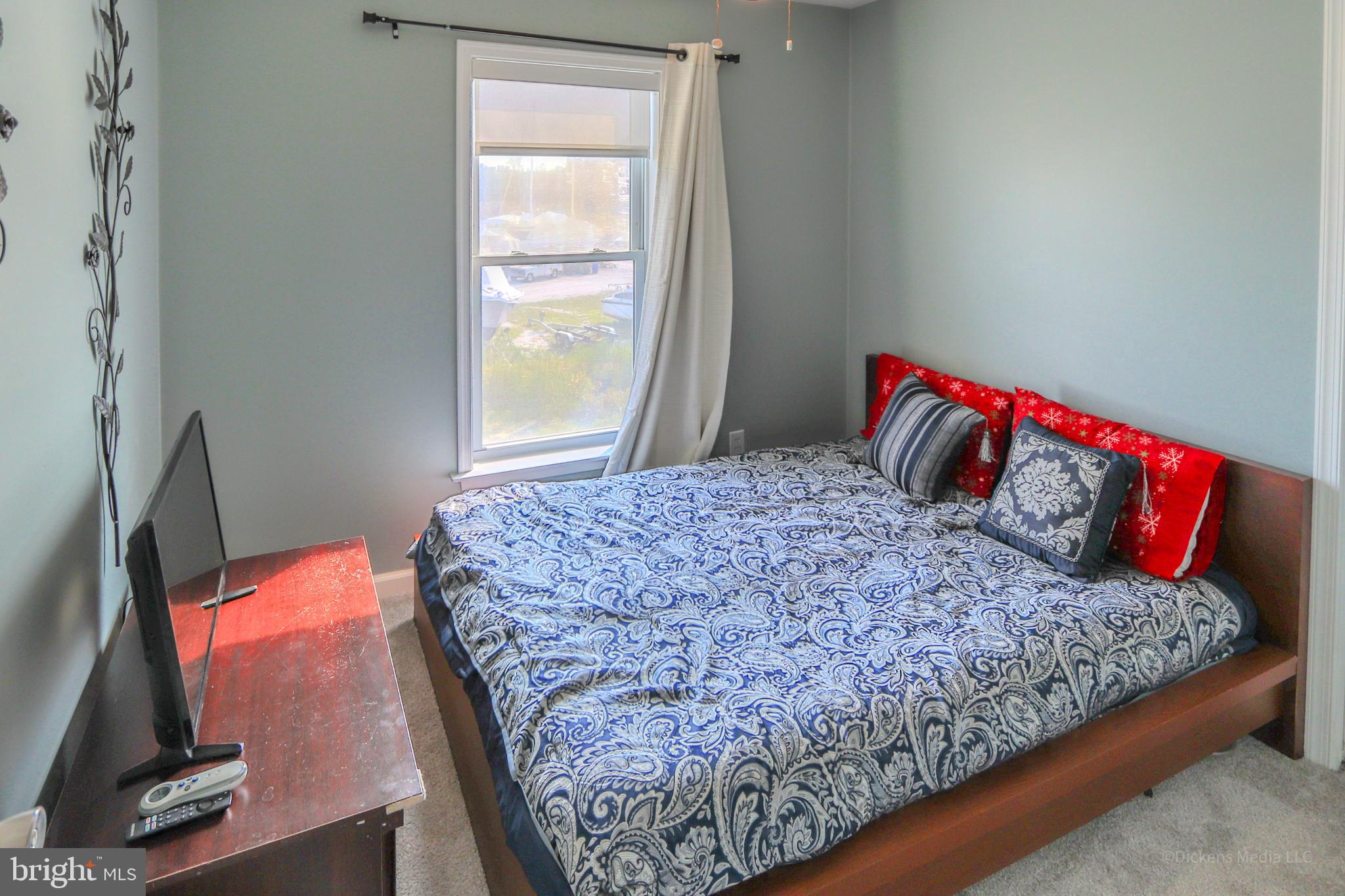 SELBY ON THE BAY - Residential