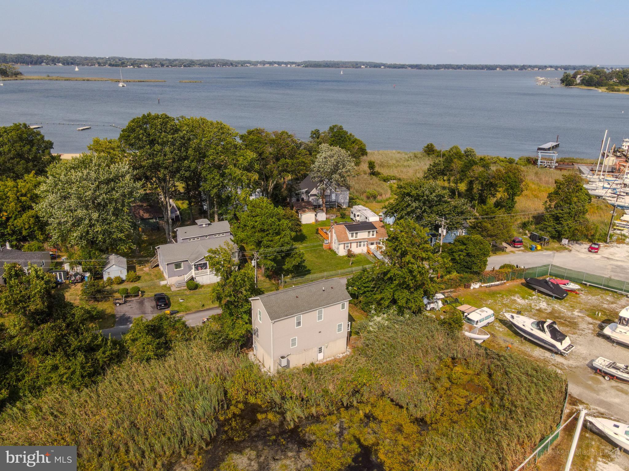 SELBY ON THE BAY - Residential