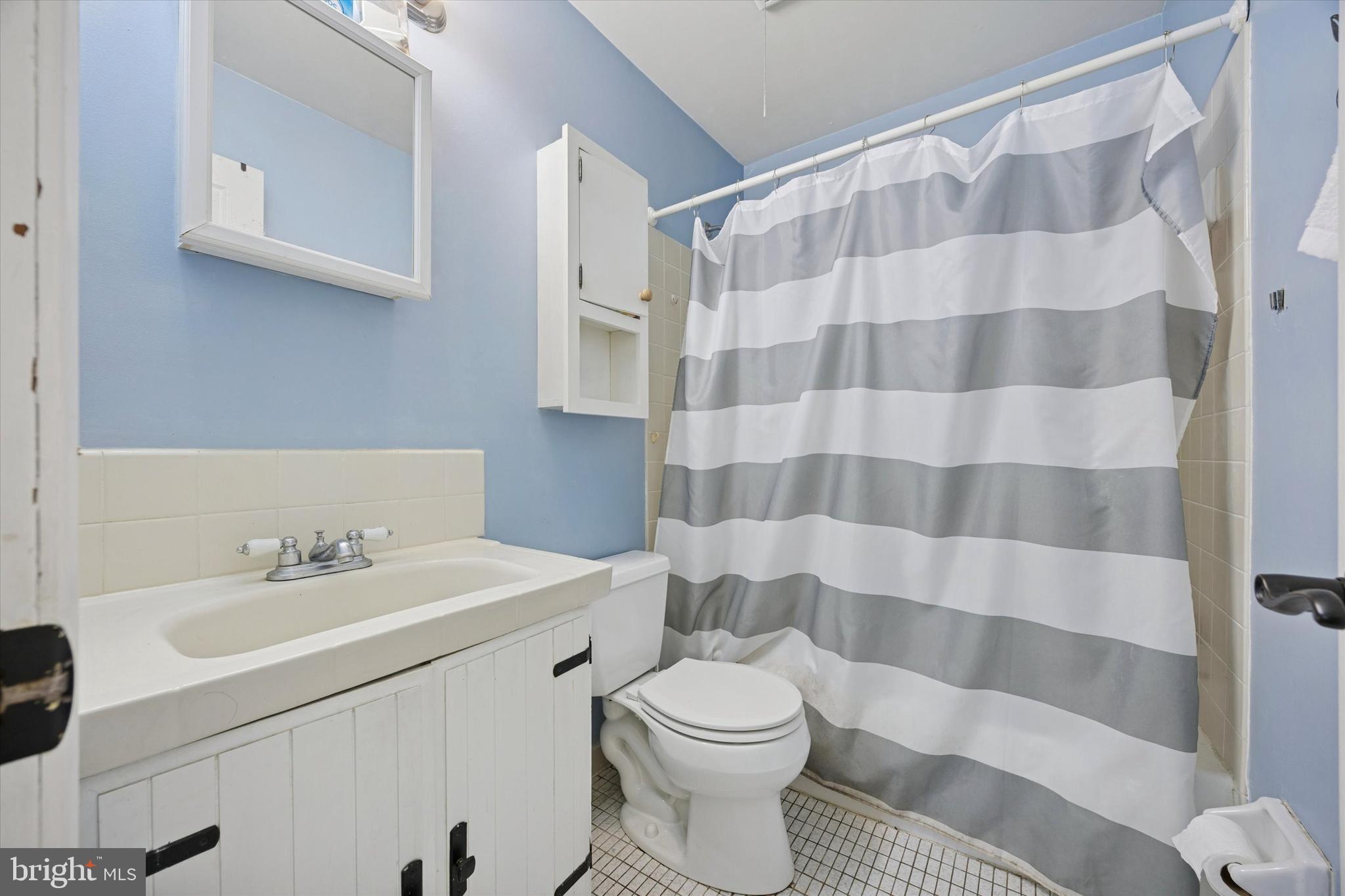 OLDE COLONIAL GREENE - Residential