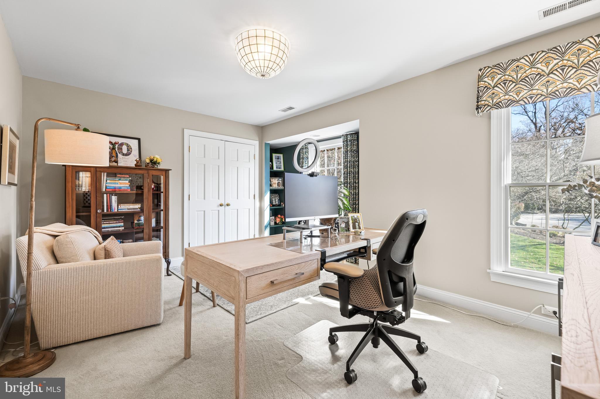 HILLSYDE HUNT - Residential