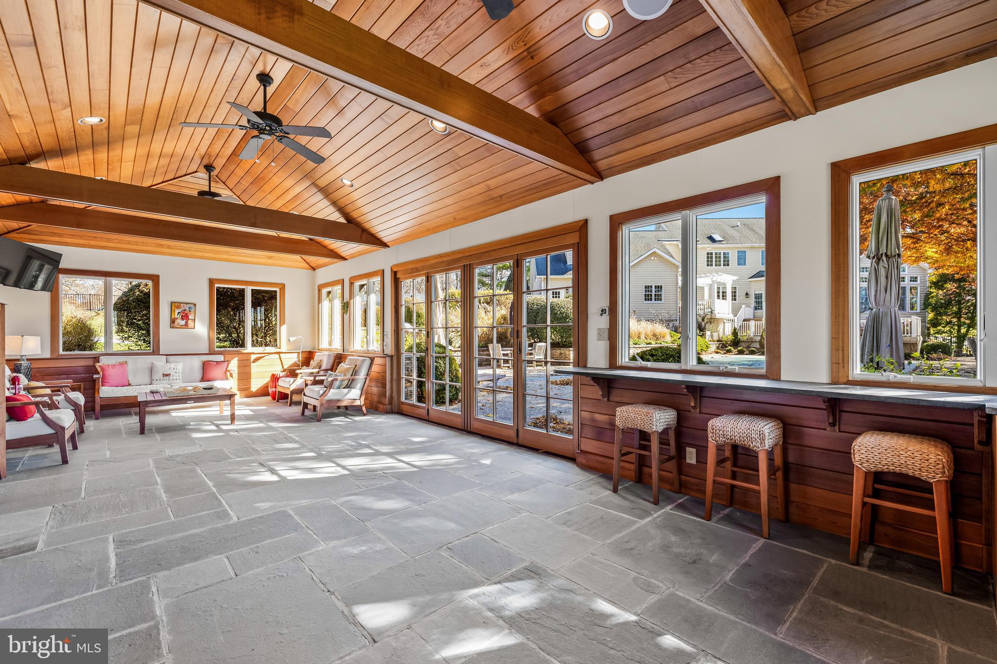 HILLSYDE HUNT - Residential